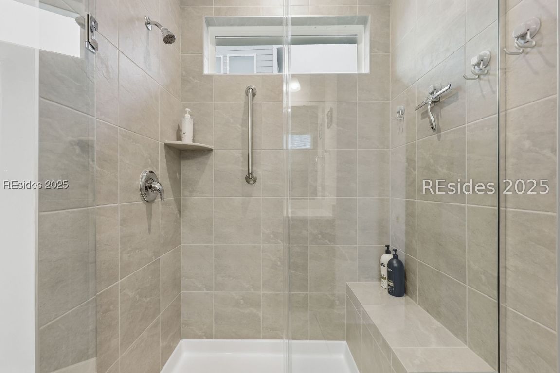 814 Aurora Way