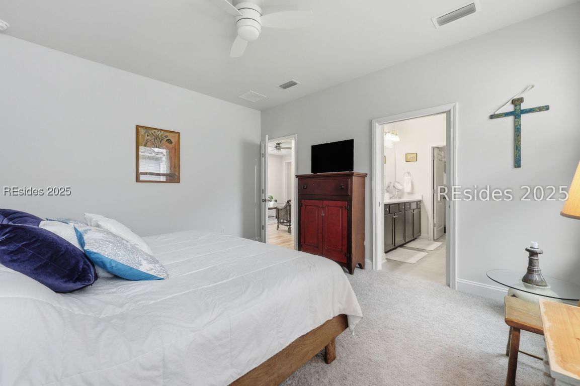 814 Aurora Way