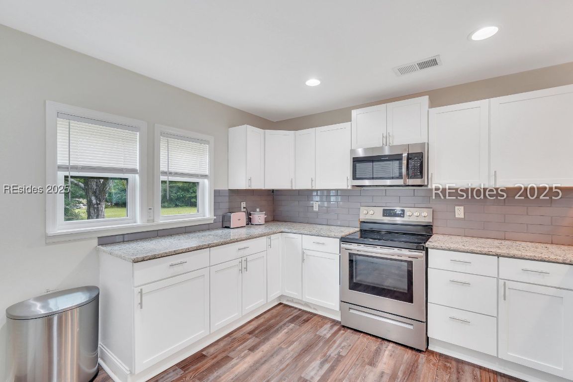 715 Sunset Circle