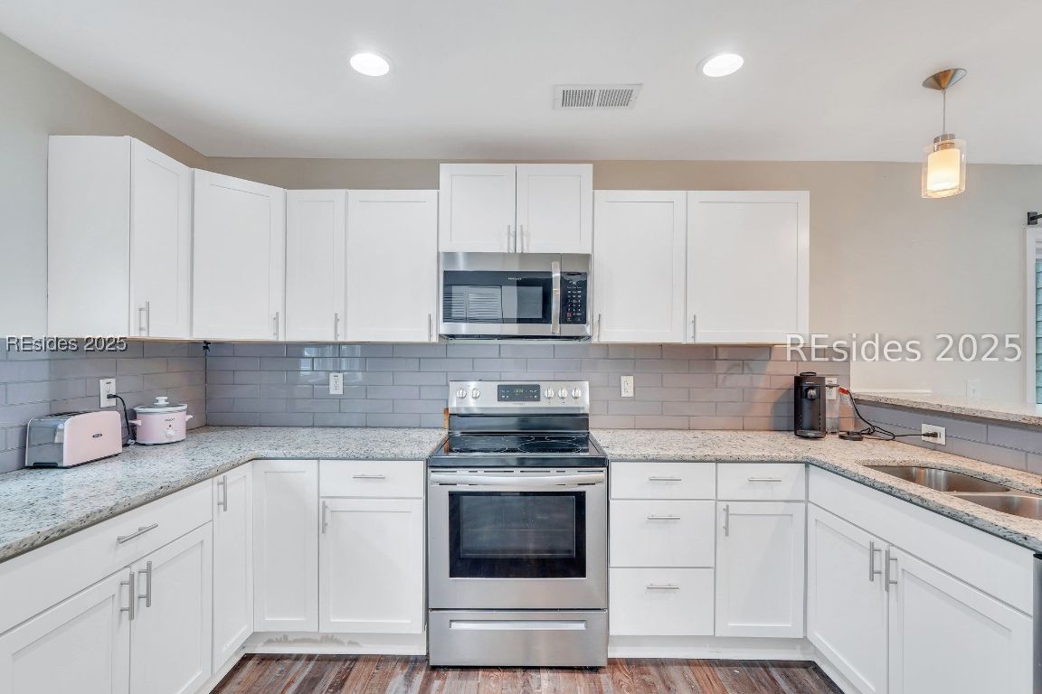 715 Sunset Circle