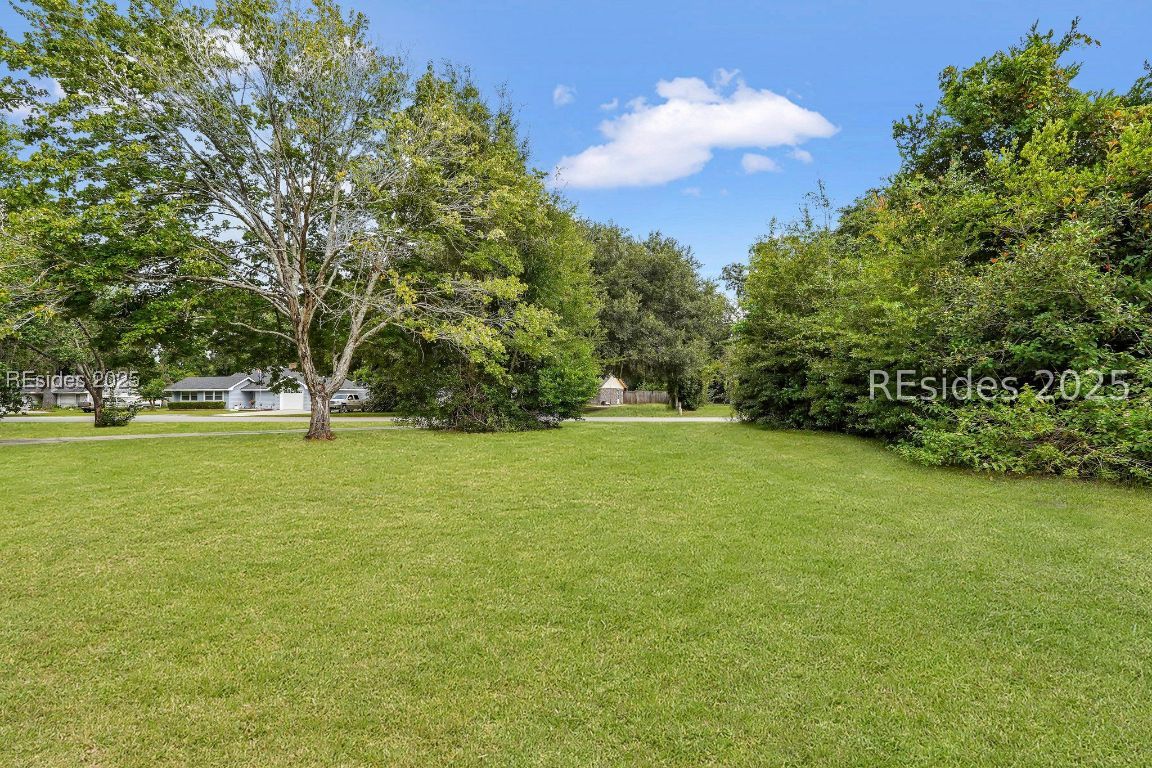 715 Sunset Circle