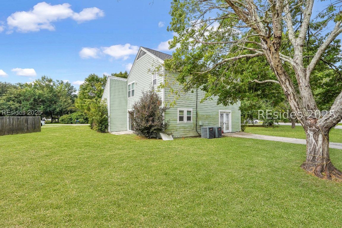 715 Sunset Circle