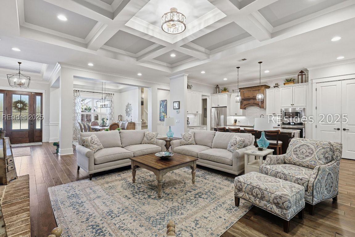 467 Hampton Lake Drive