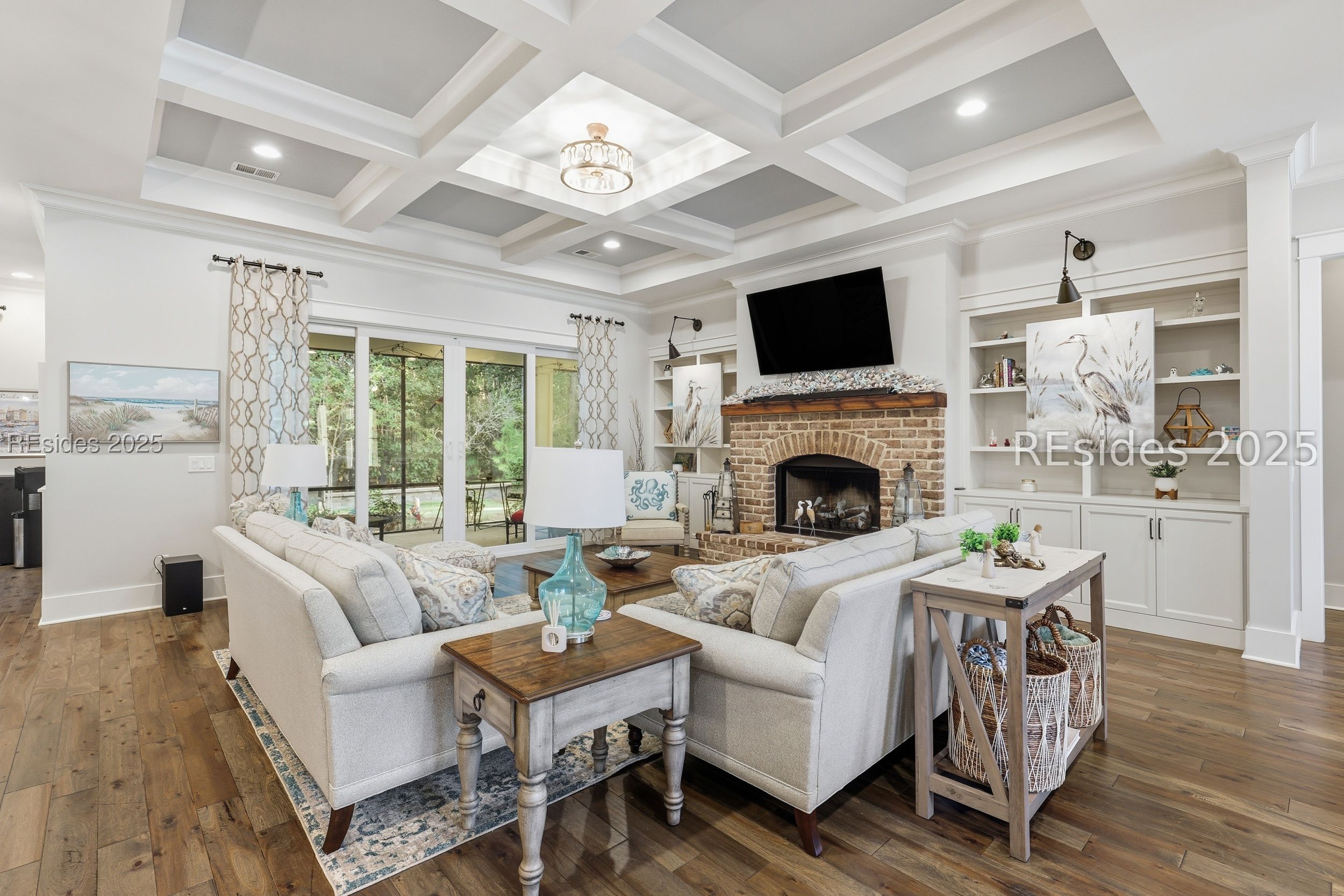 467 Hampton Lake Drive