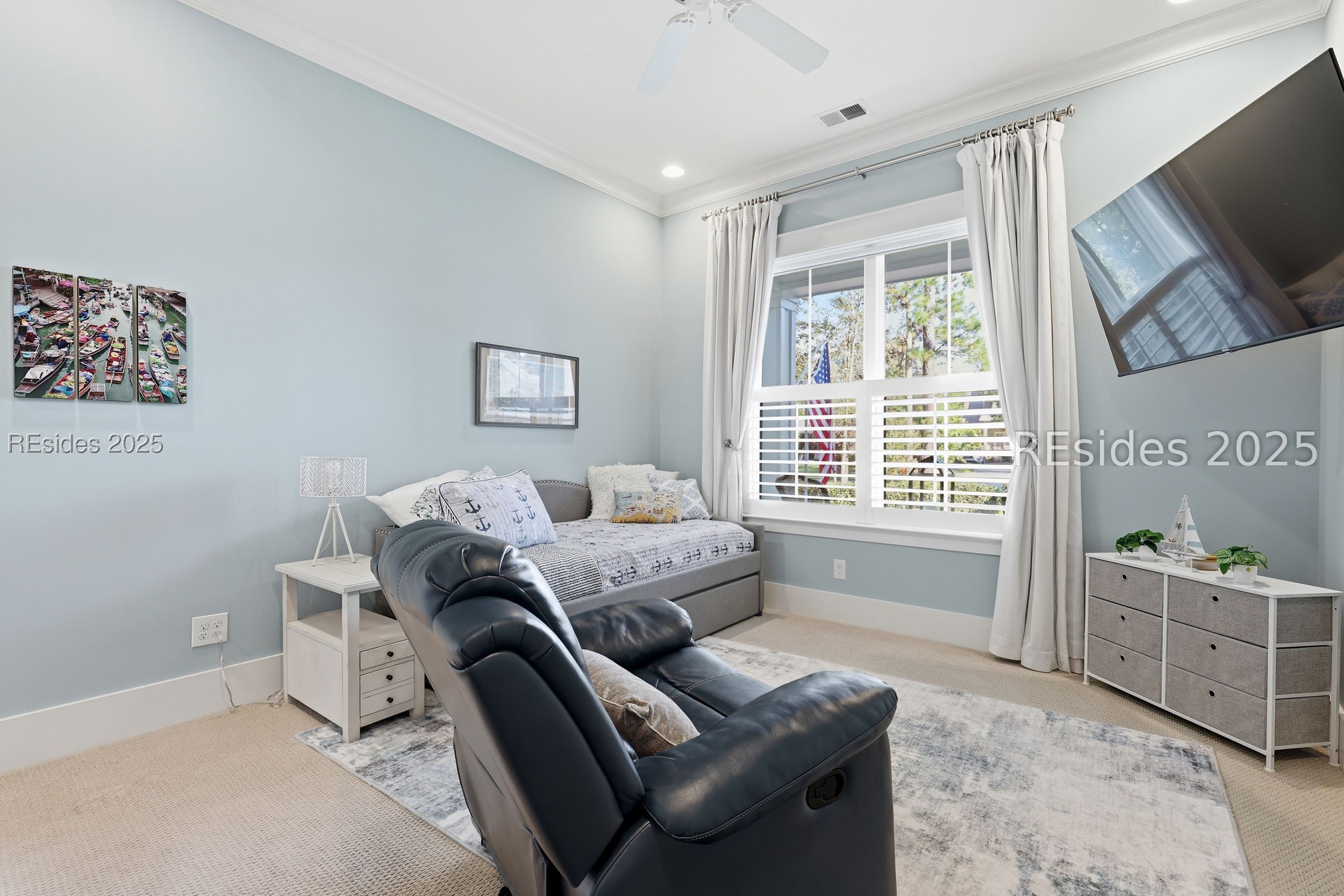 467 Hampton Lake Drive