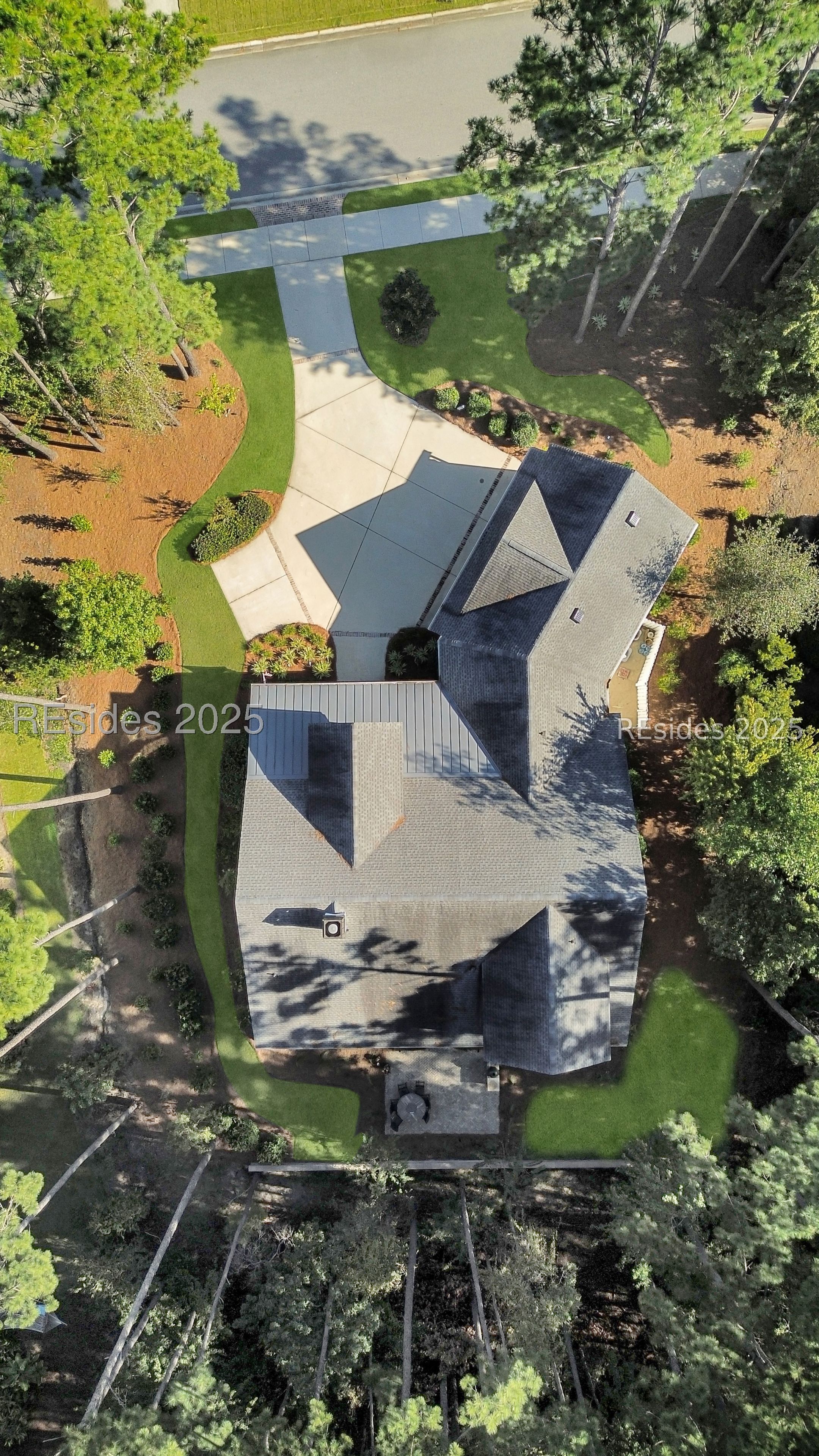 467 Hampton Lake Drive