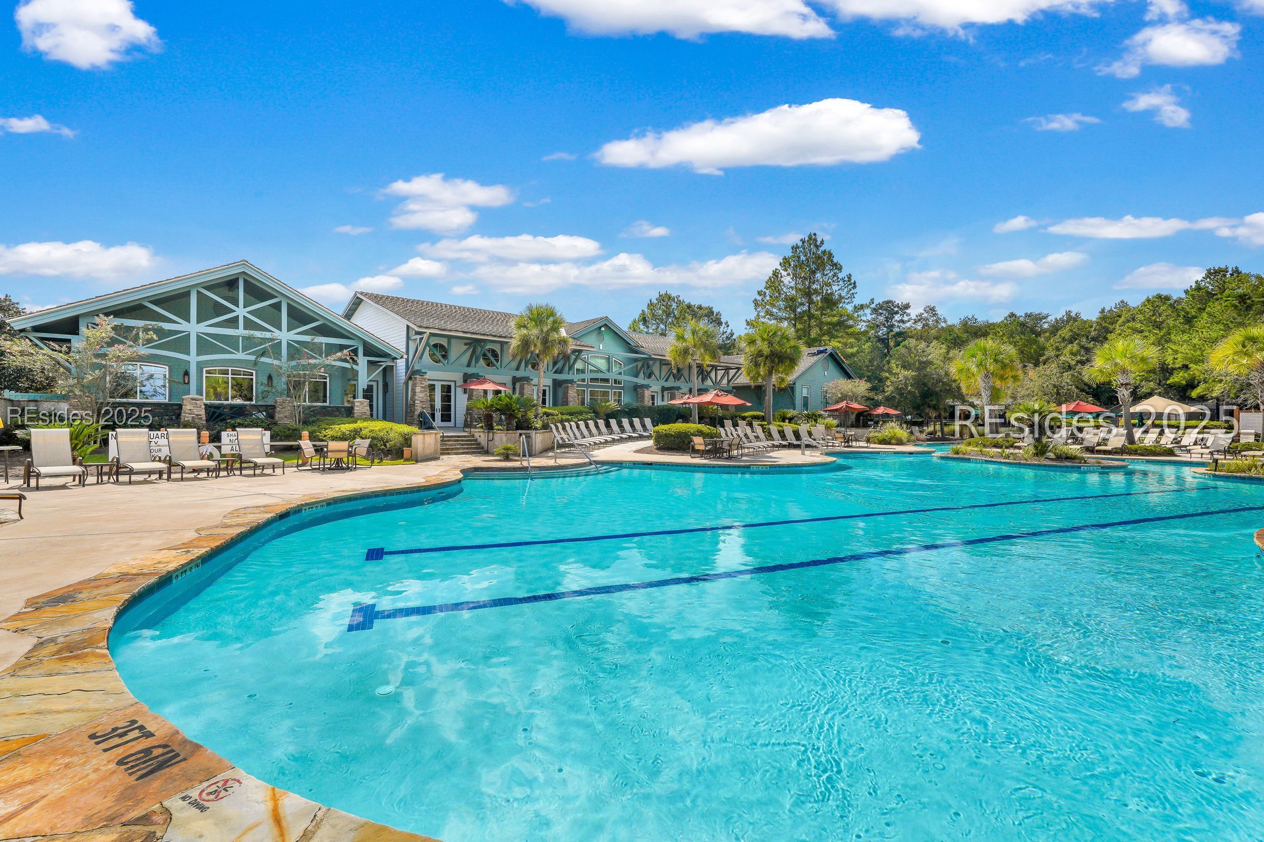 467 Hampton Lake Drive