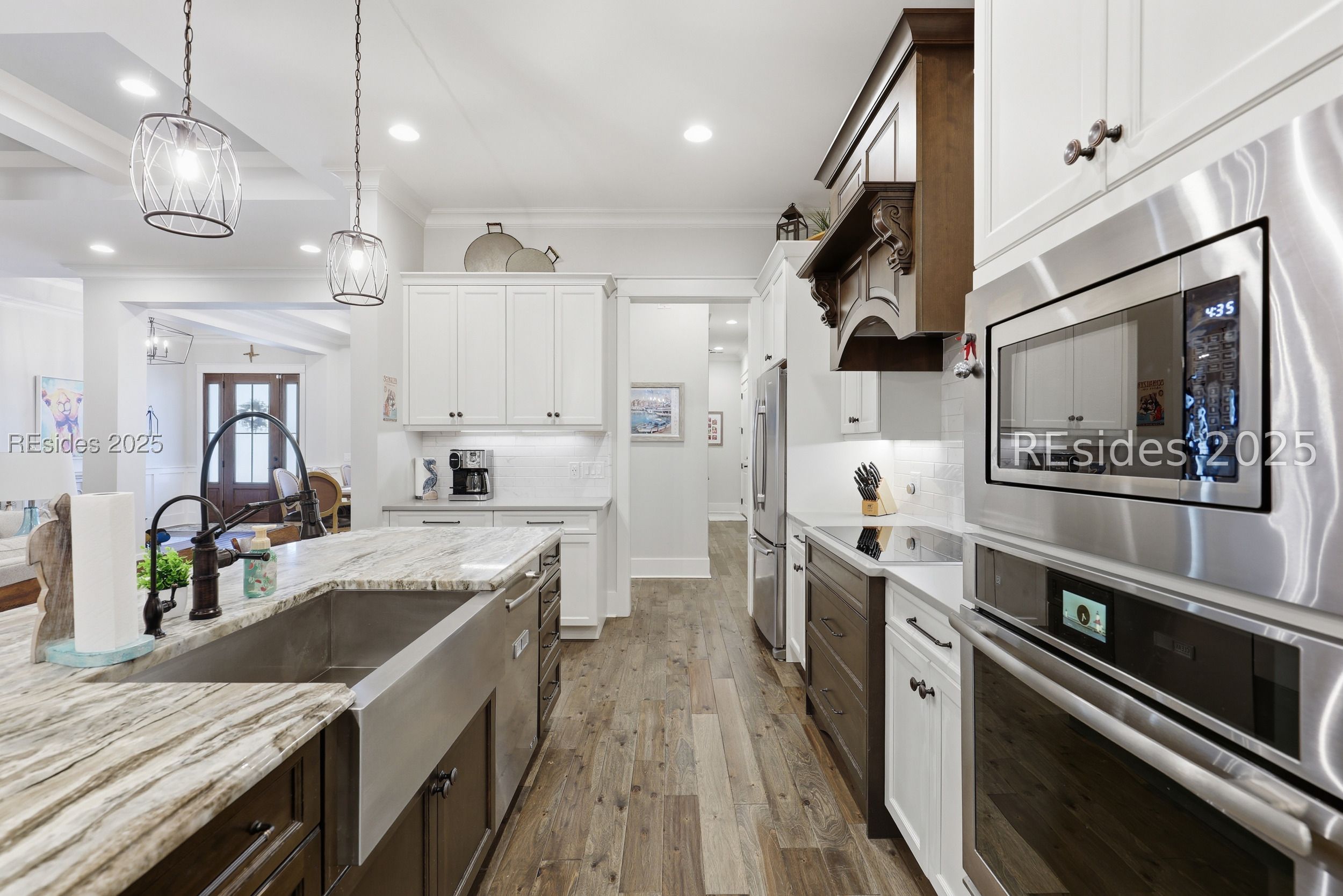 467 Hampton Lake Drive