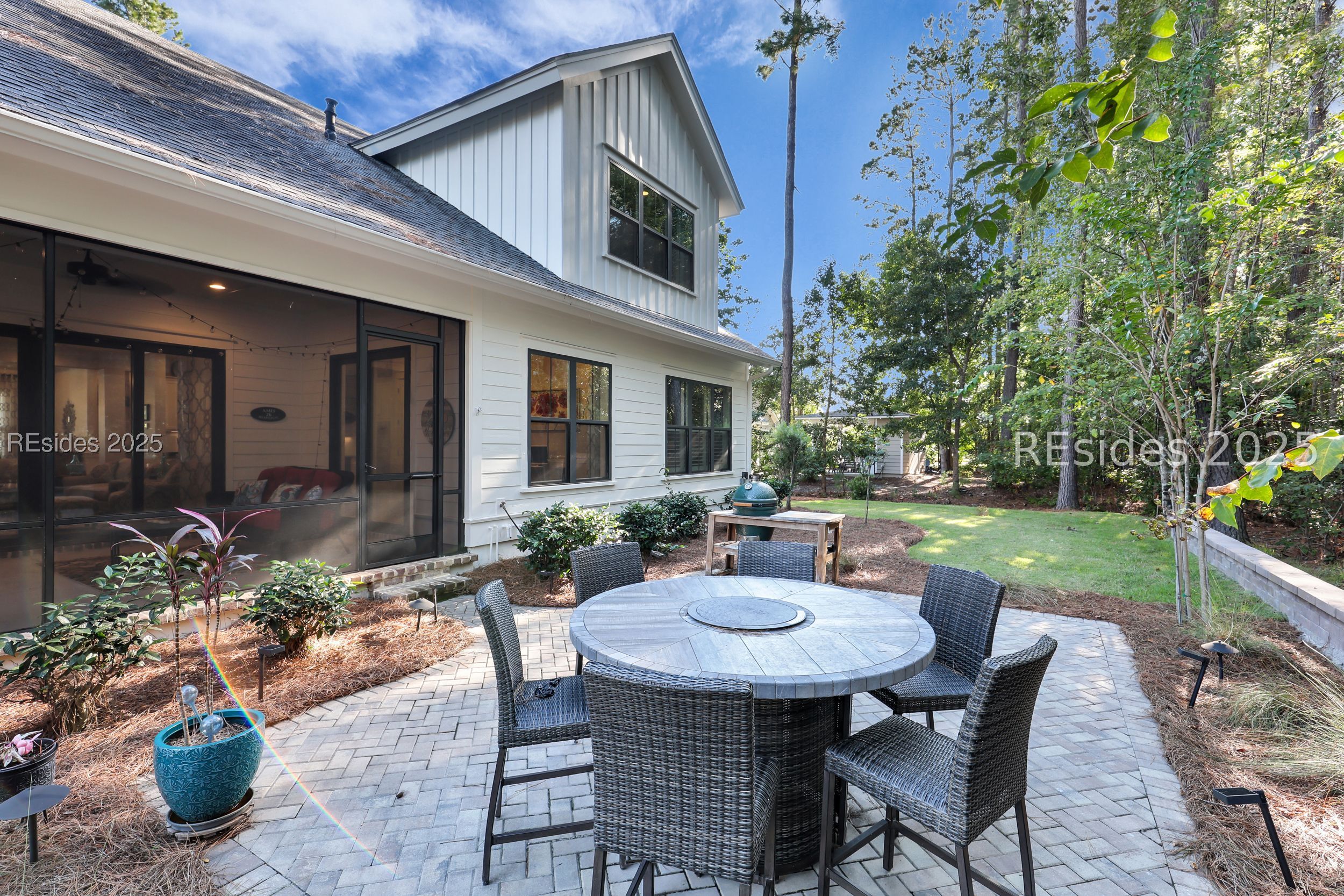 467 Hampton Lake Drive