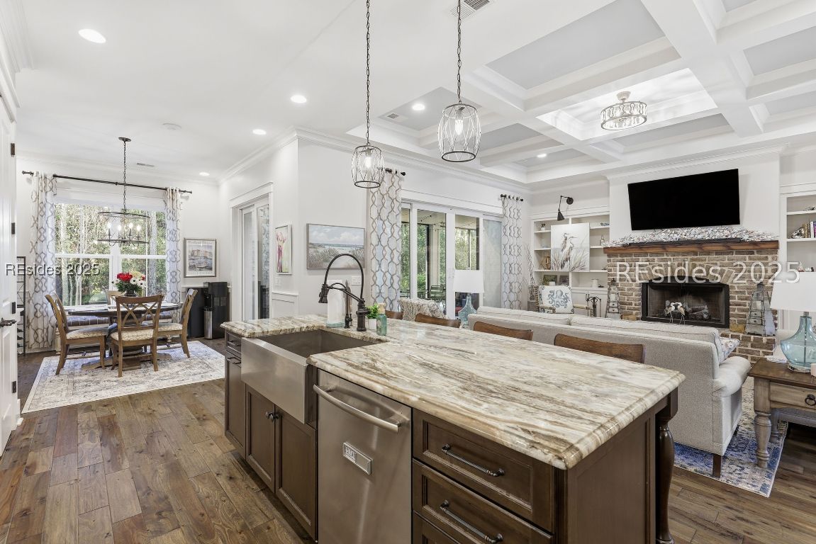 467 Hampton Lake Drive