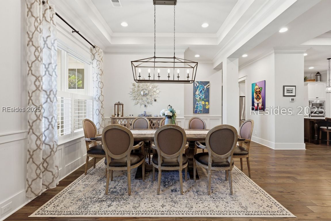 467 Hampton Lake Drive