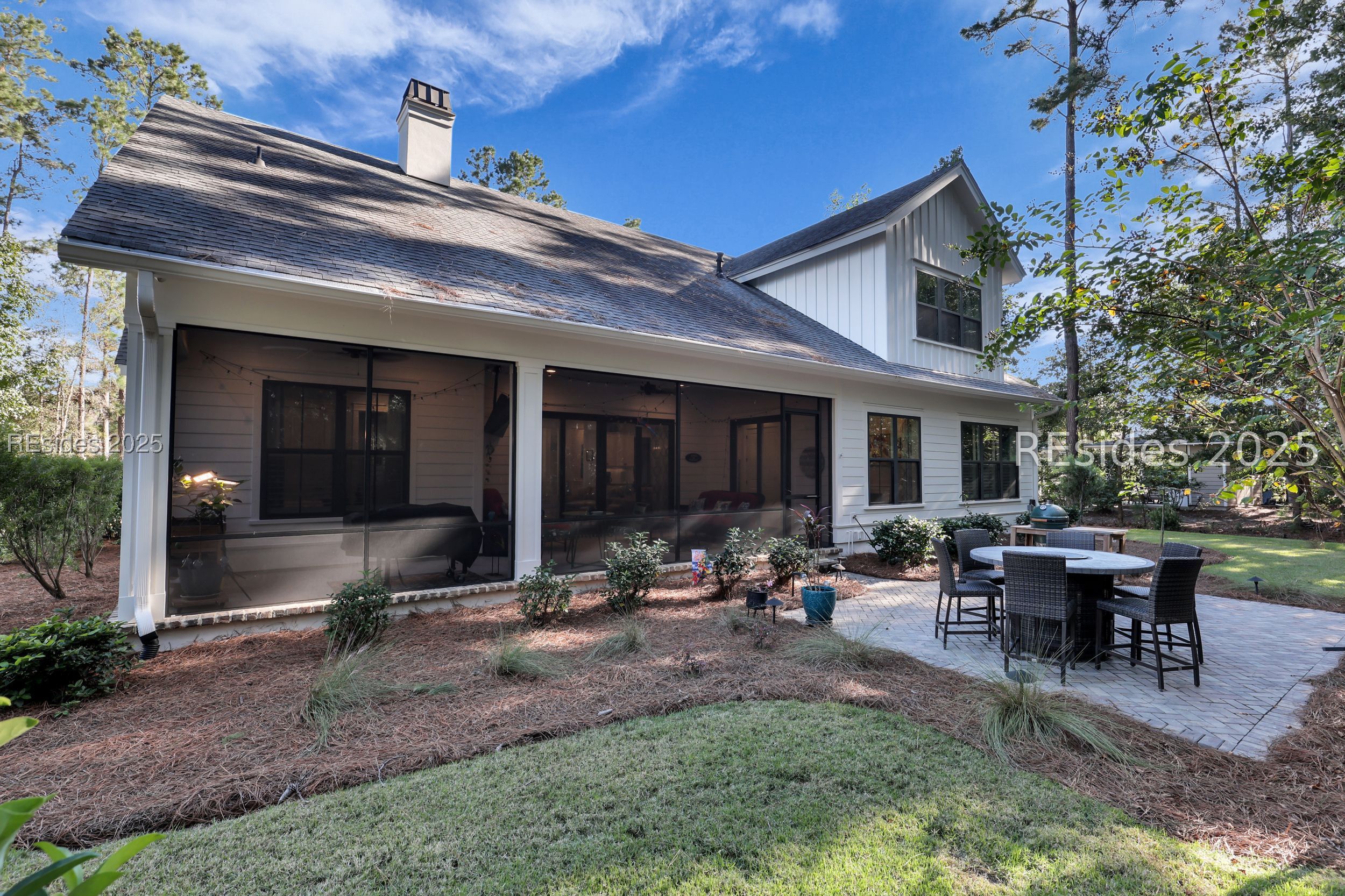 467 Hampton Lake Drive