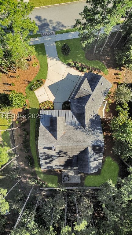 467 Hampton Lake Drive