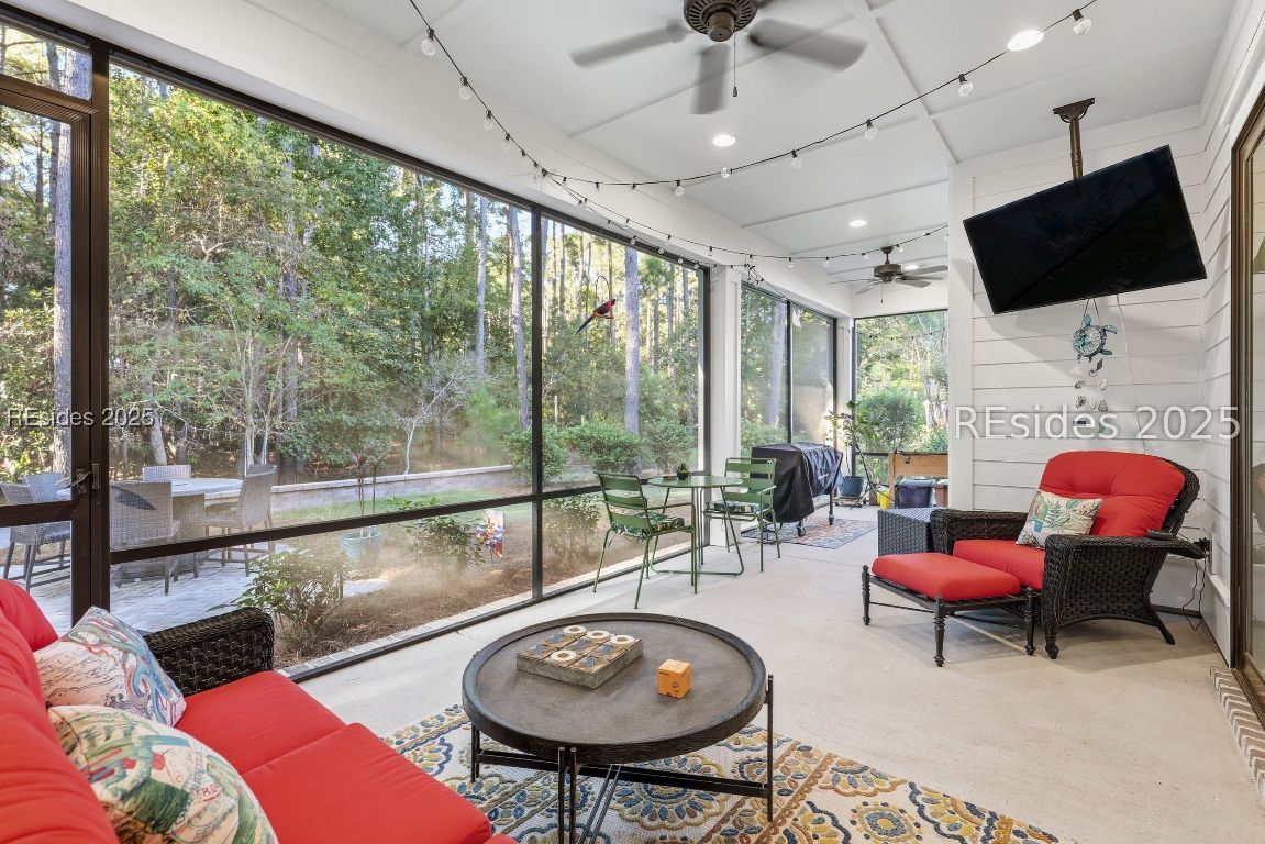 467 Hampton Lake Drive