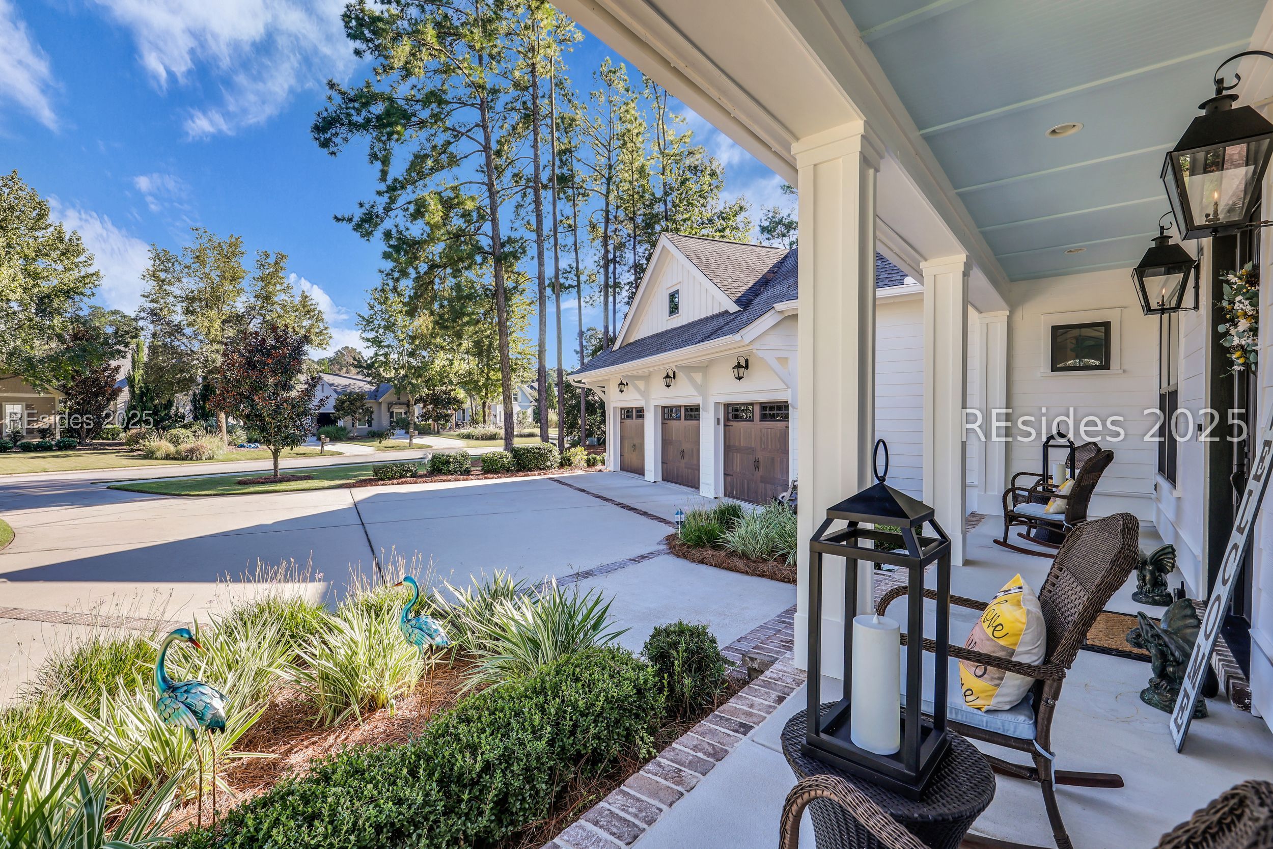 467 Hampton Lake Drive