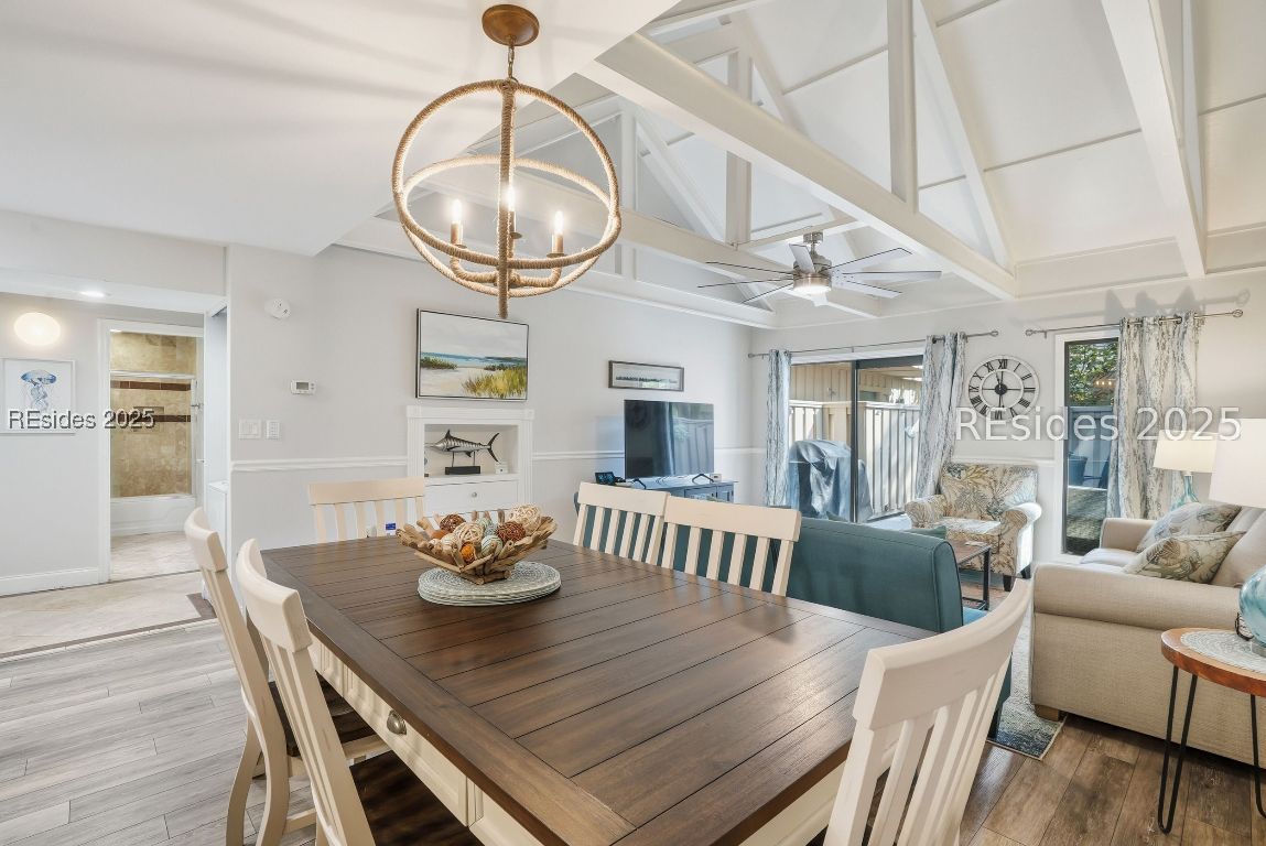 45 Queens Folly Road Unit: 666