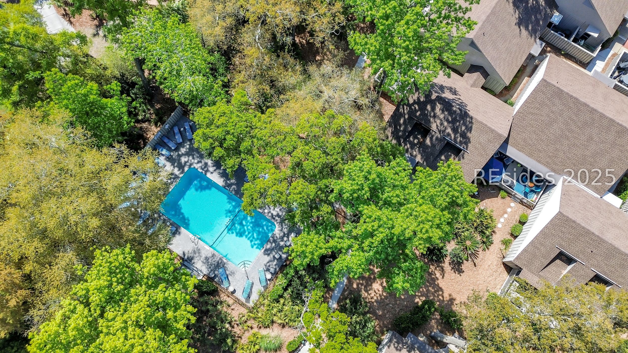 45 Queens Folly Road Unit: 666