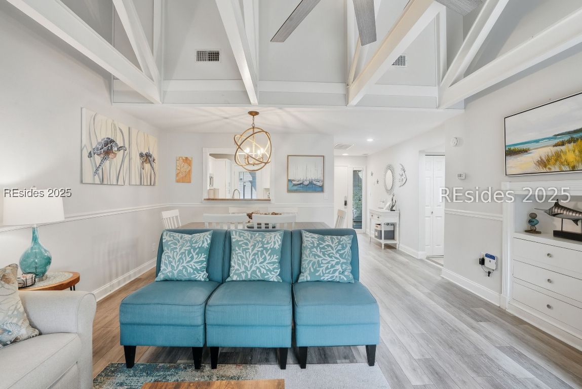 45 Queens Folly Road Unit: 666