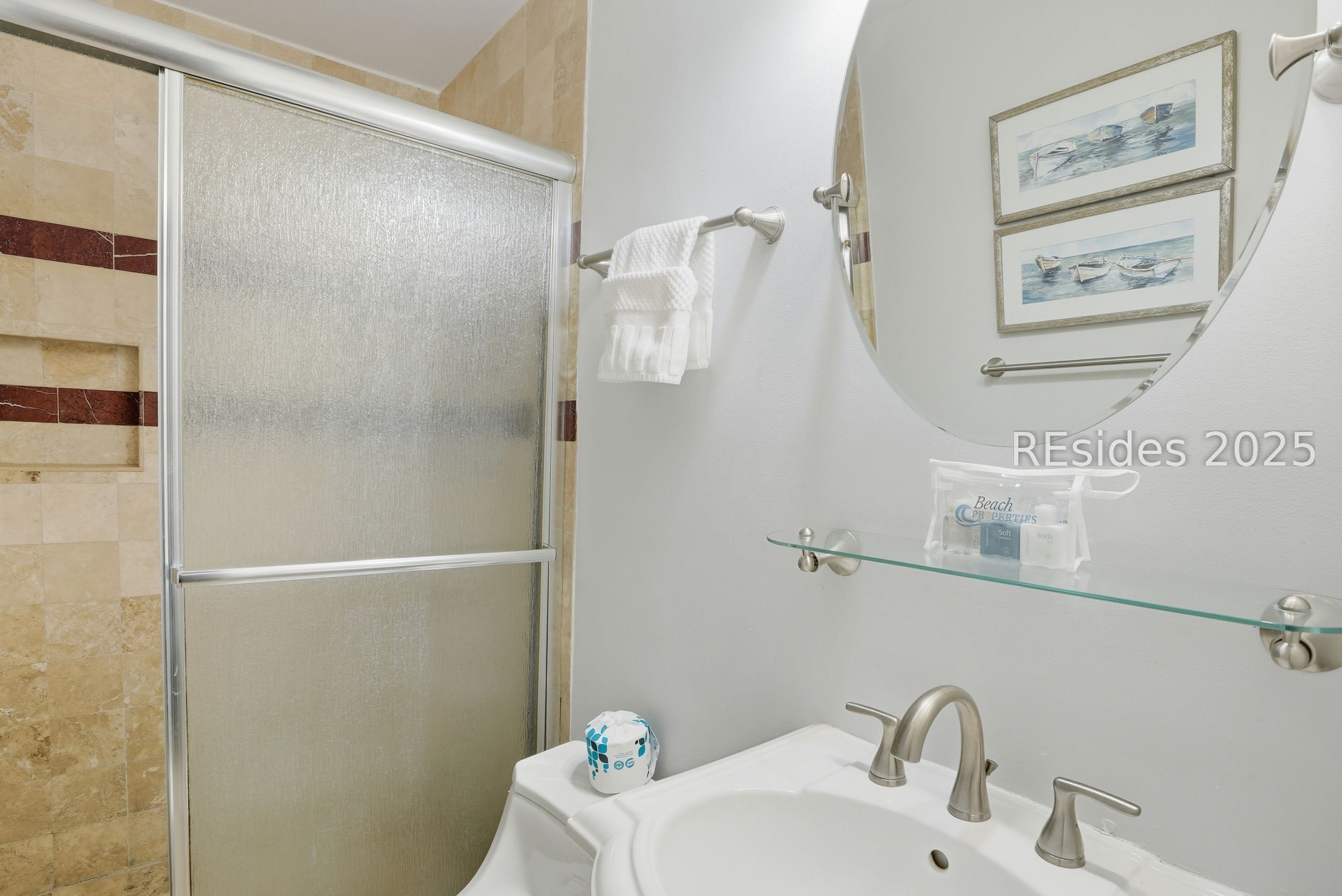 45 Queens Folly Road Unit: 666