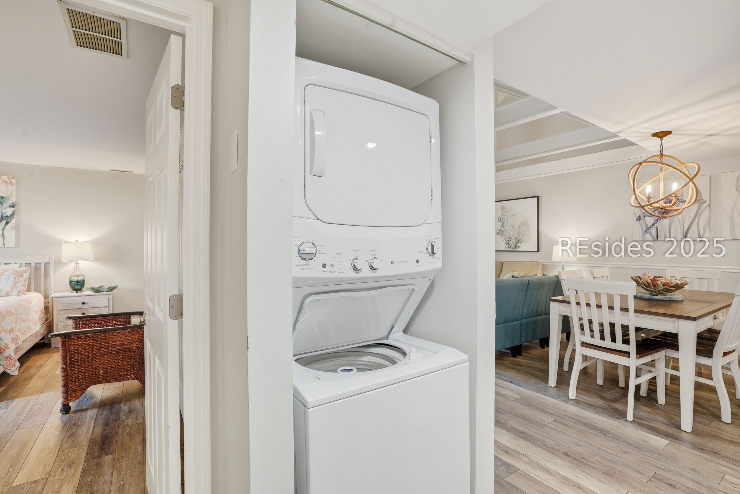 45 Queens Folly Road Unit: 666