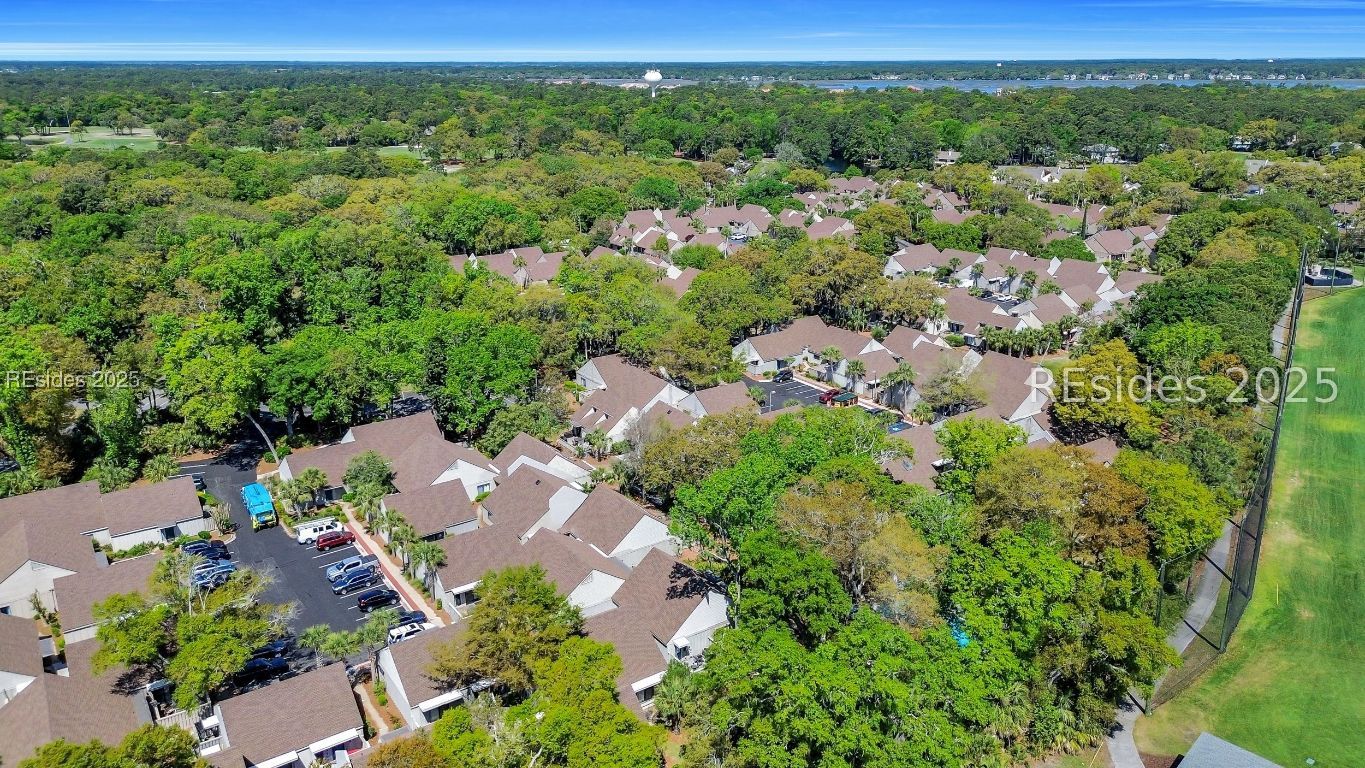 45 Queens Folly Road Unit: 666