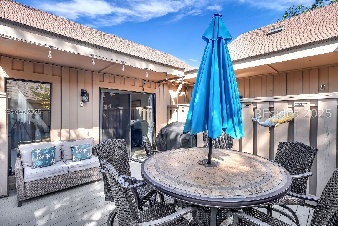 45 Queens Folly Road Unit: 666