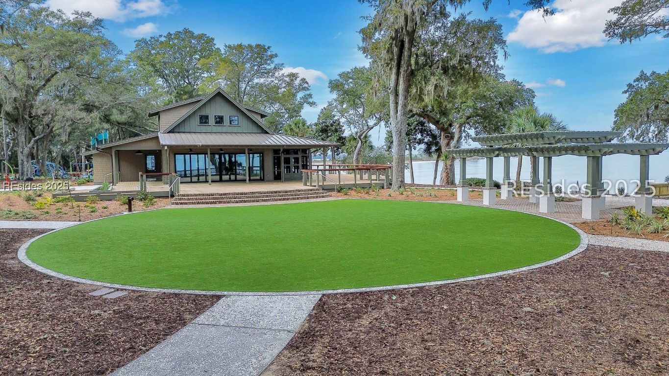 22 Headlands Drive