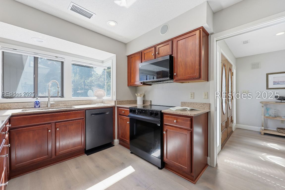 22 Headlands Drive