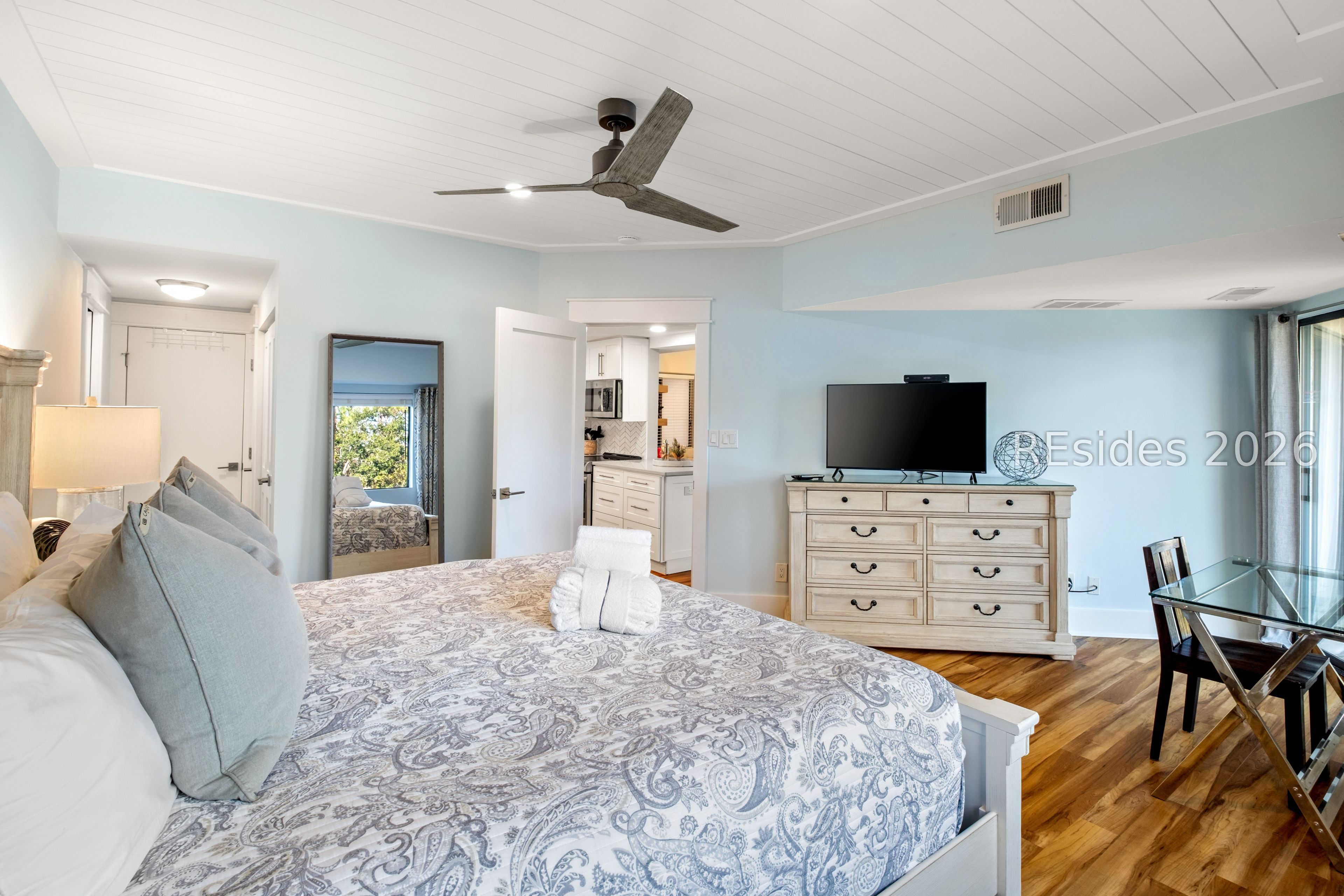 10 S Forest Beach Drive Unit: 307
