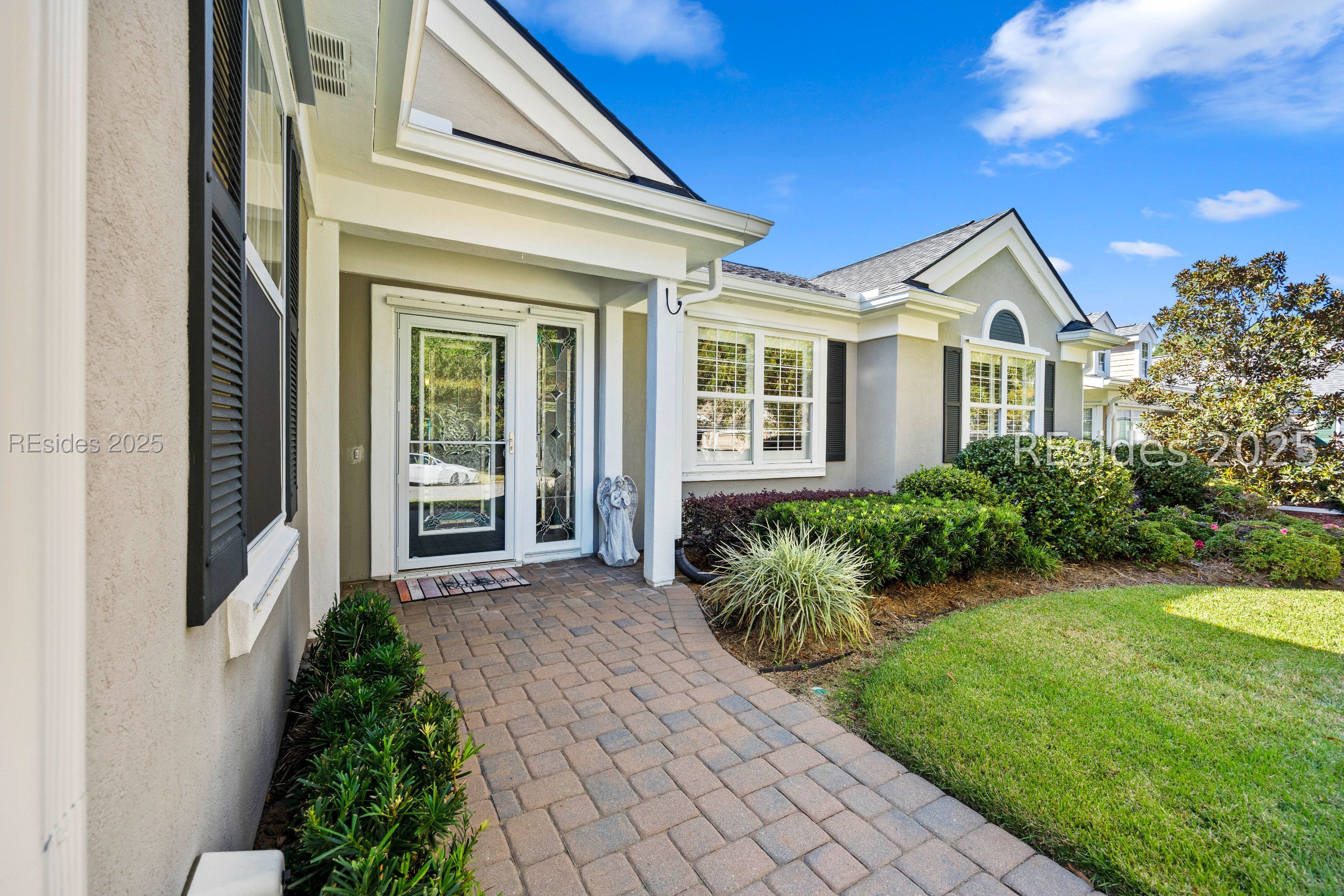 28 Concession Oak Drive