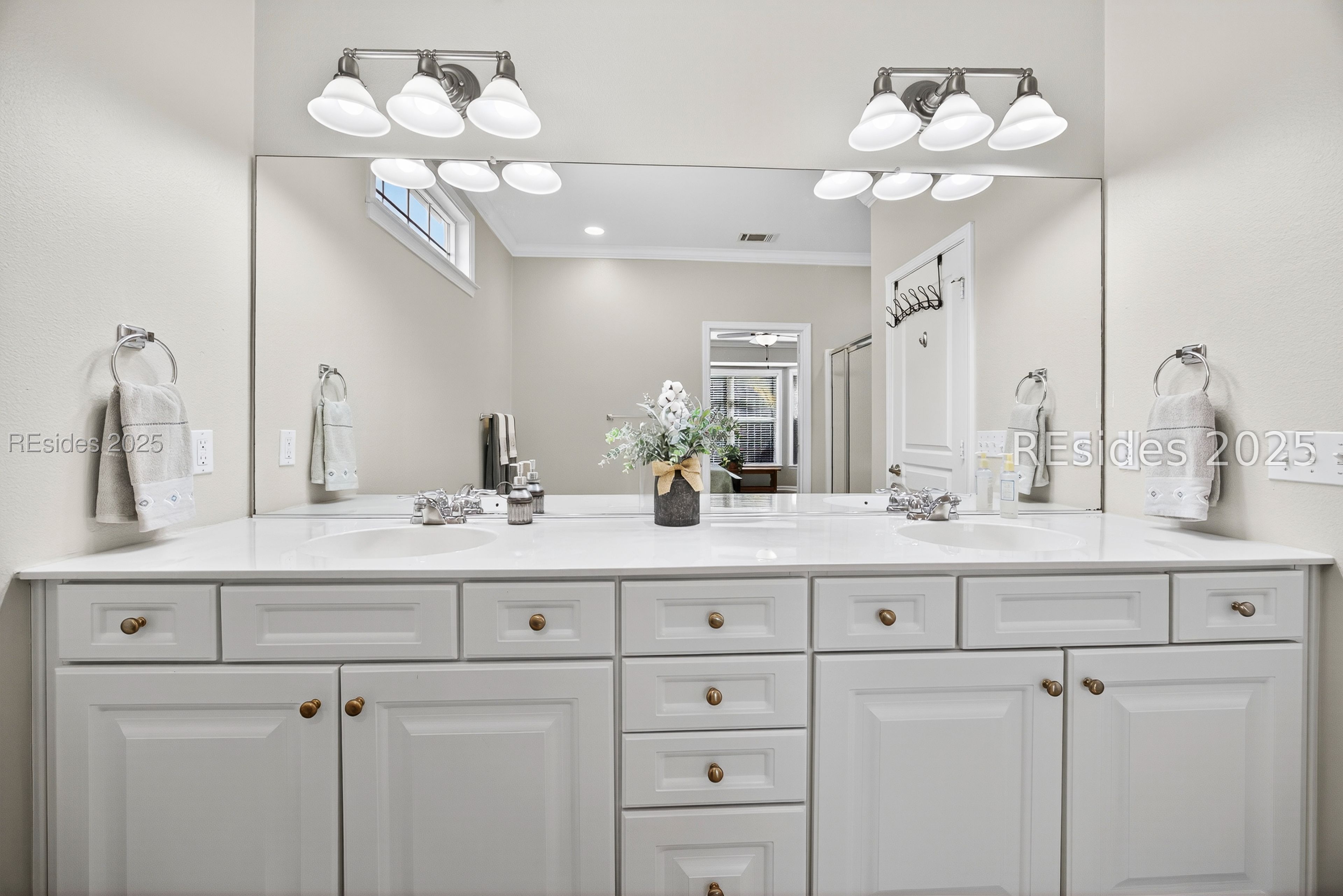 28 Concession Oak Drive