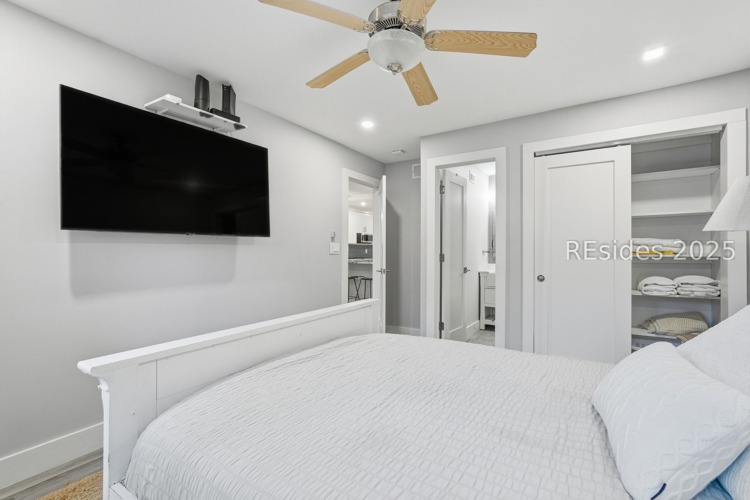 239 Beach City Road Unit: 2113