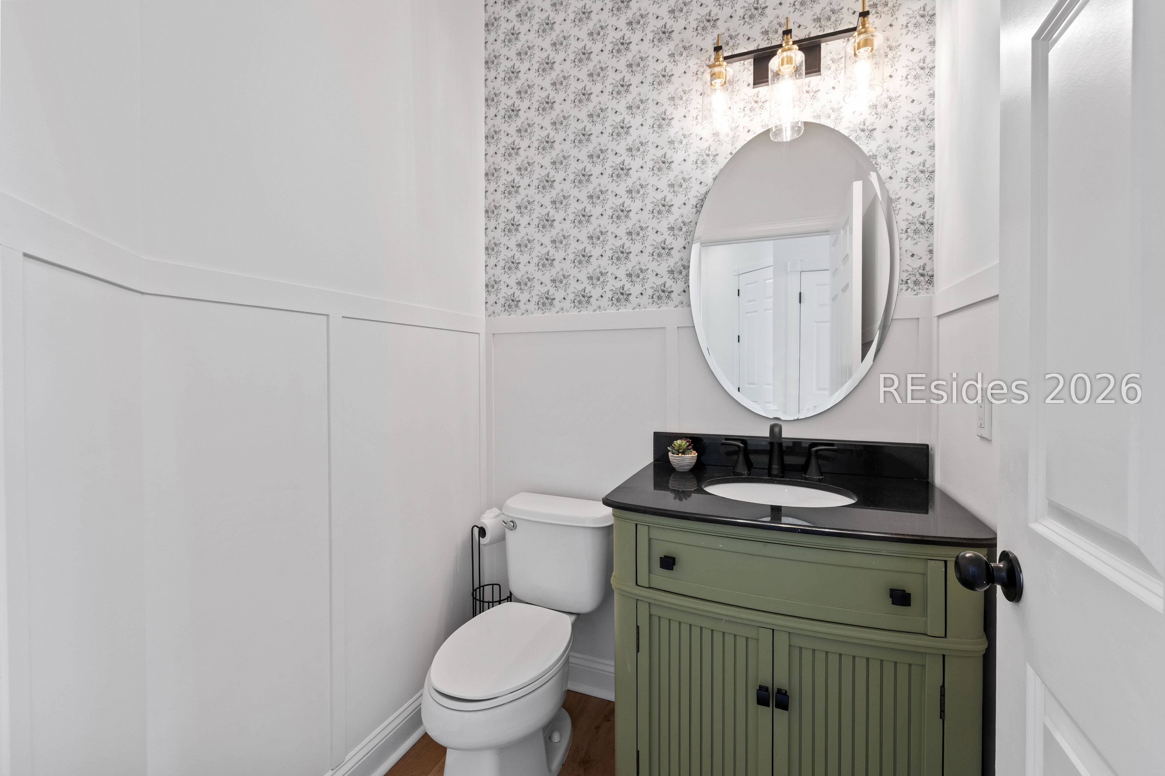 257 Farnsleigh Avenue