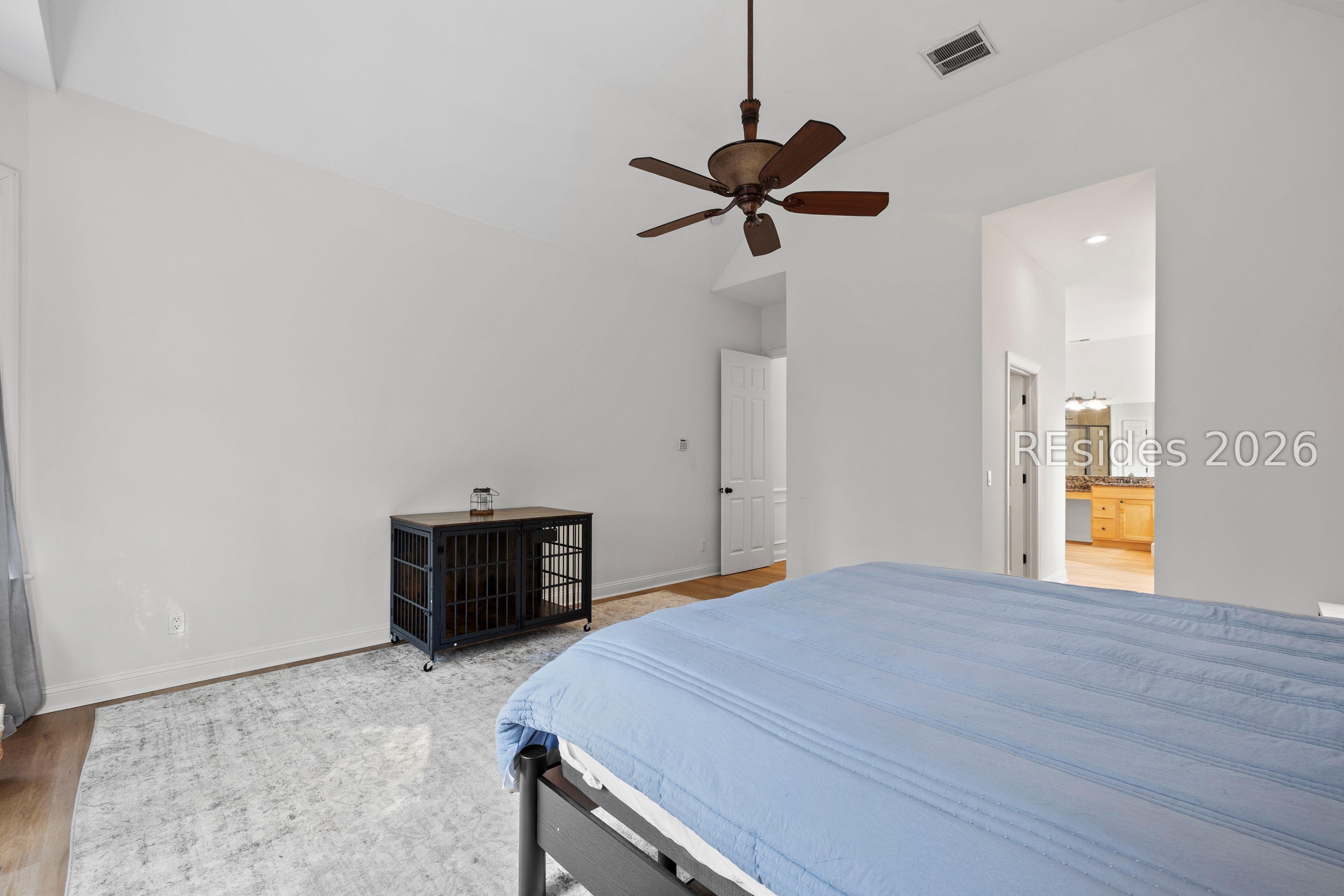 257 Farnsleigh Avenue