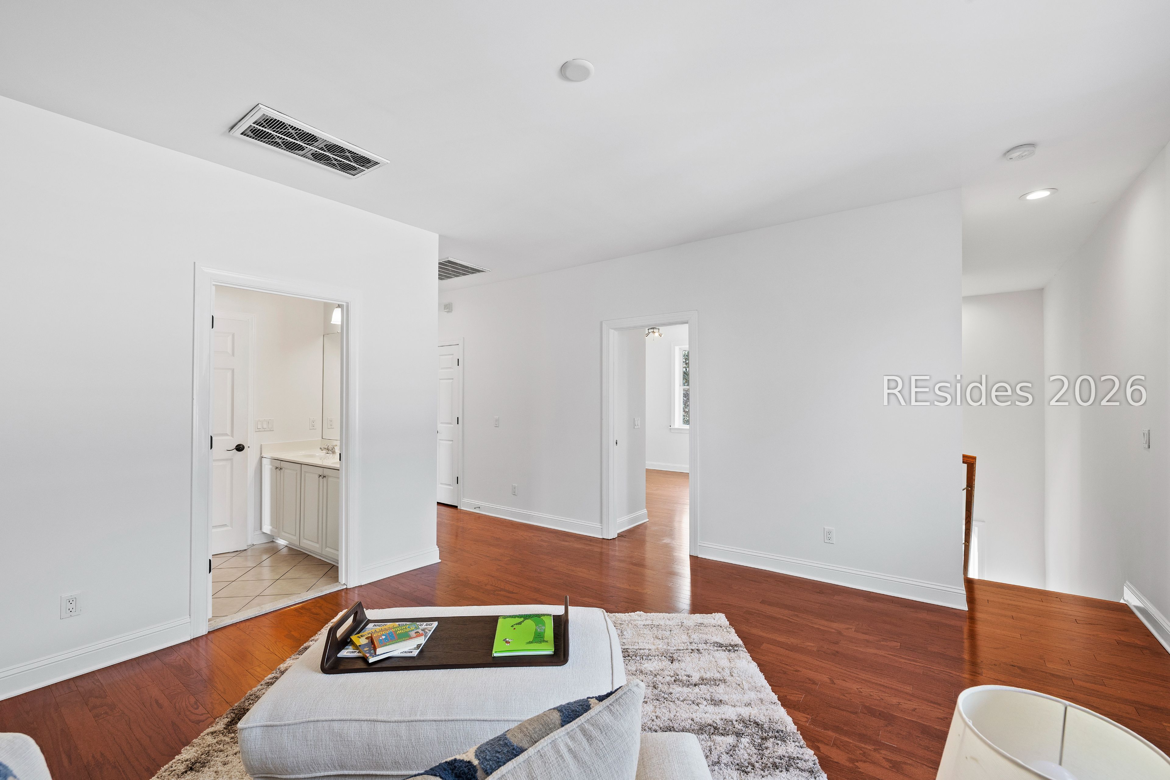 257 Farnsleigh Avenue