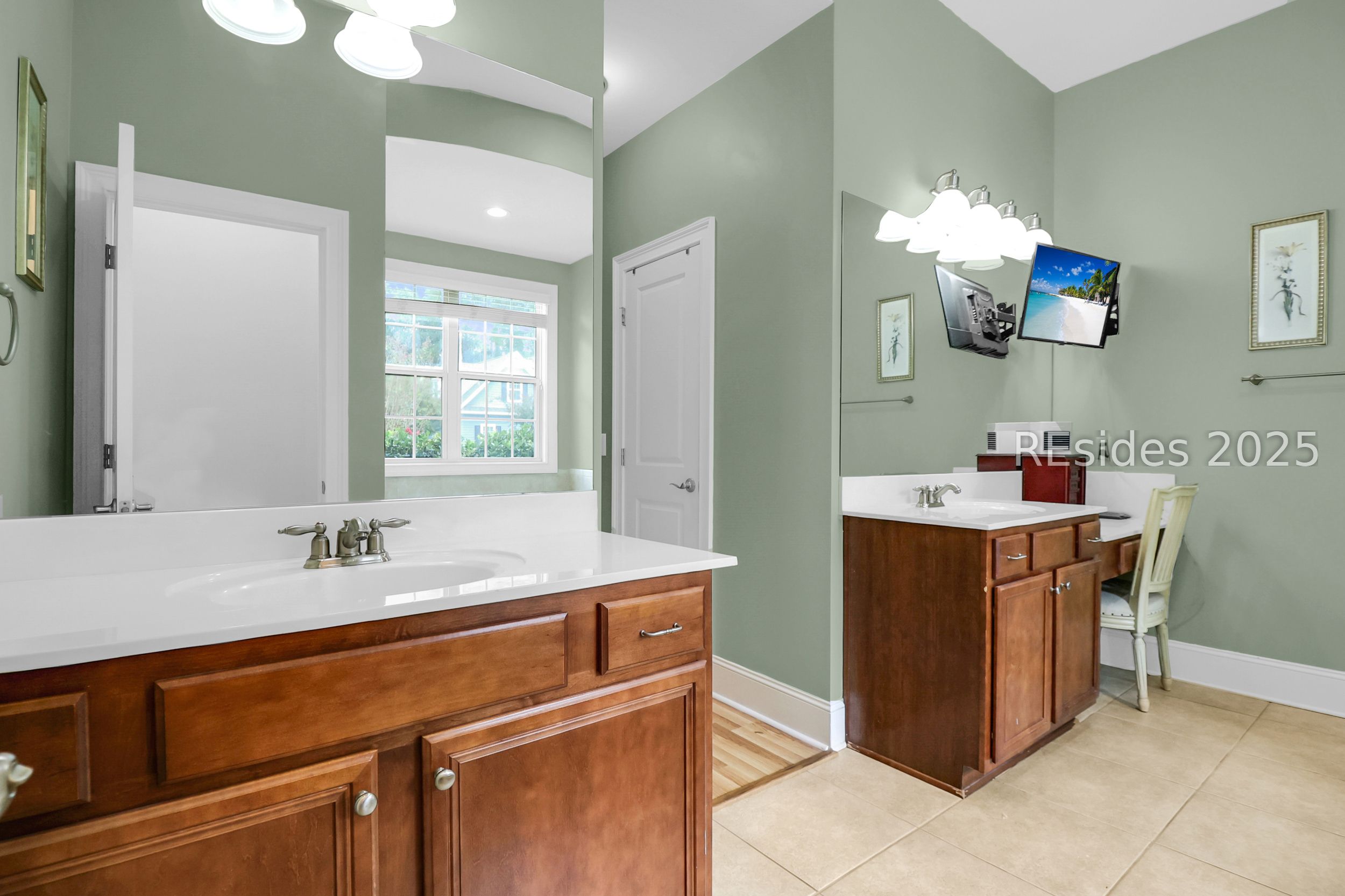 29 Lakes Crossing