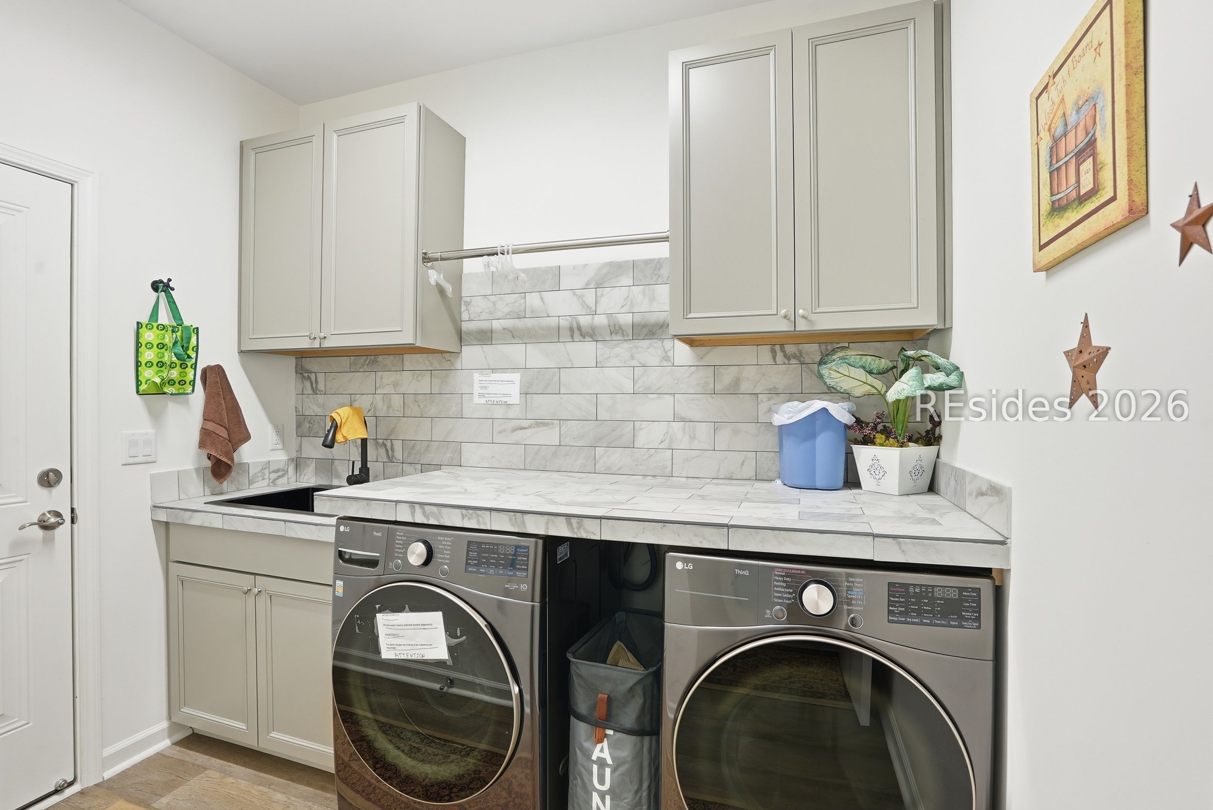 120 Treasure Past Way