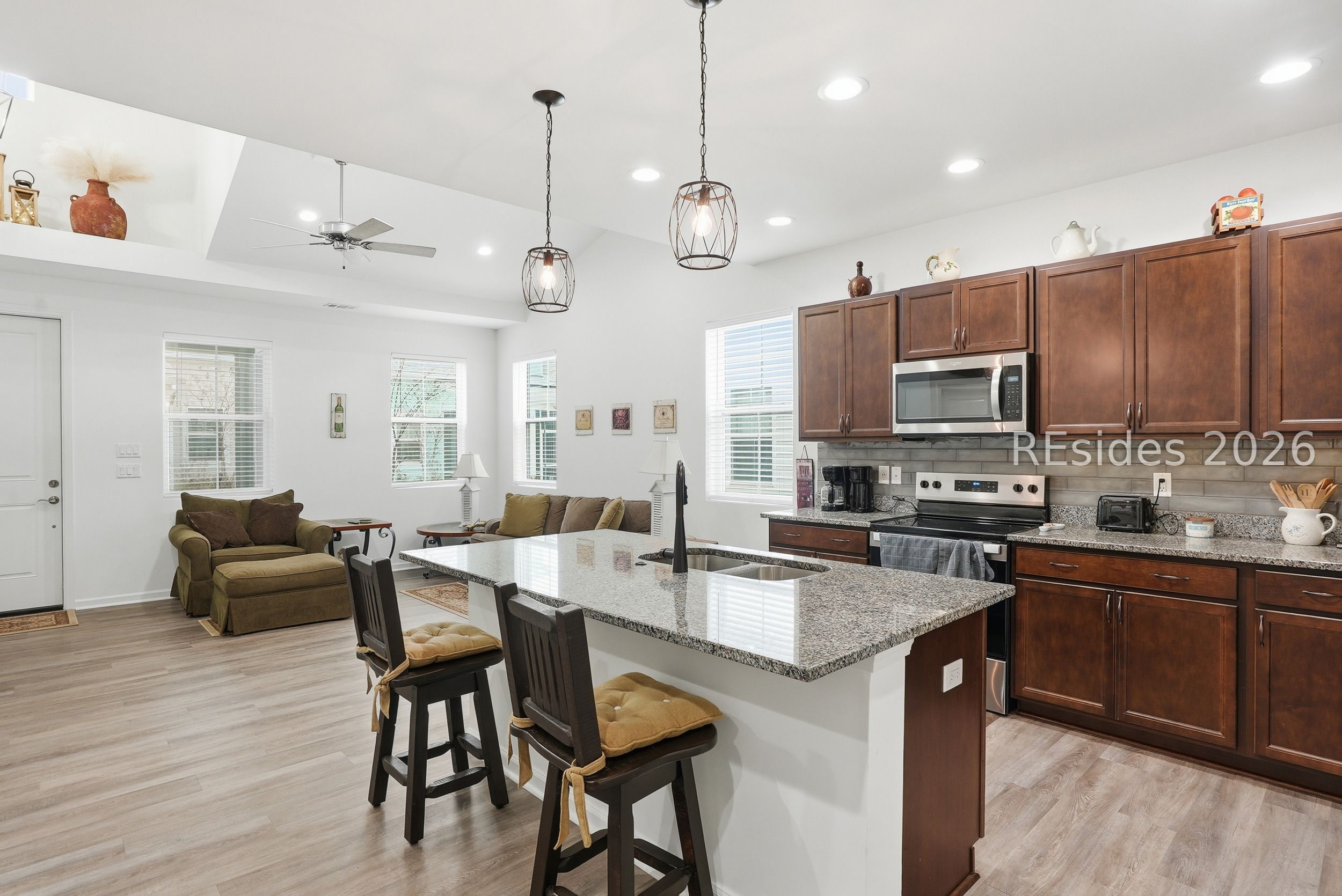 120 Treasure Past Way