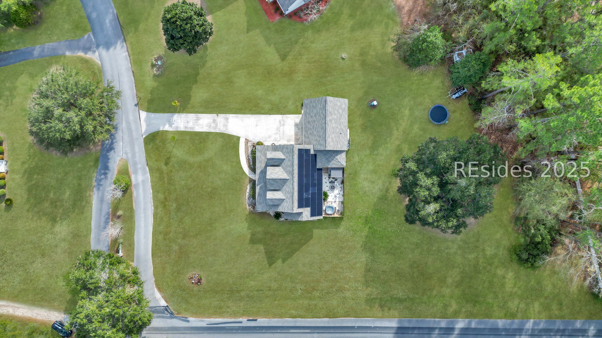2 Long Lake Drive