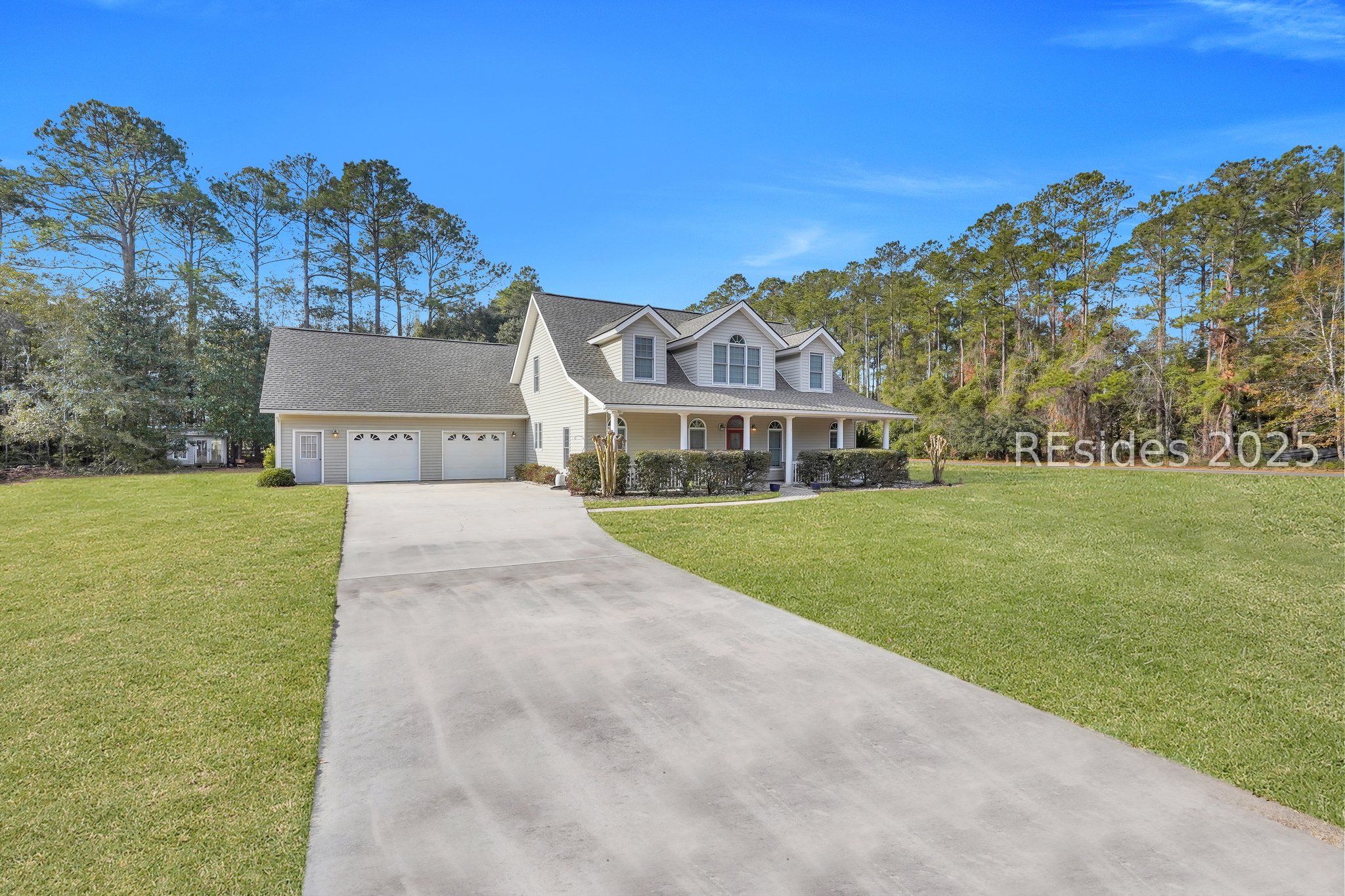 2 Long Lake Drive