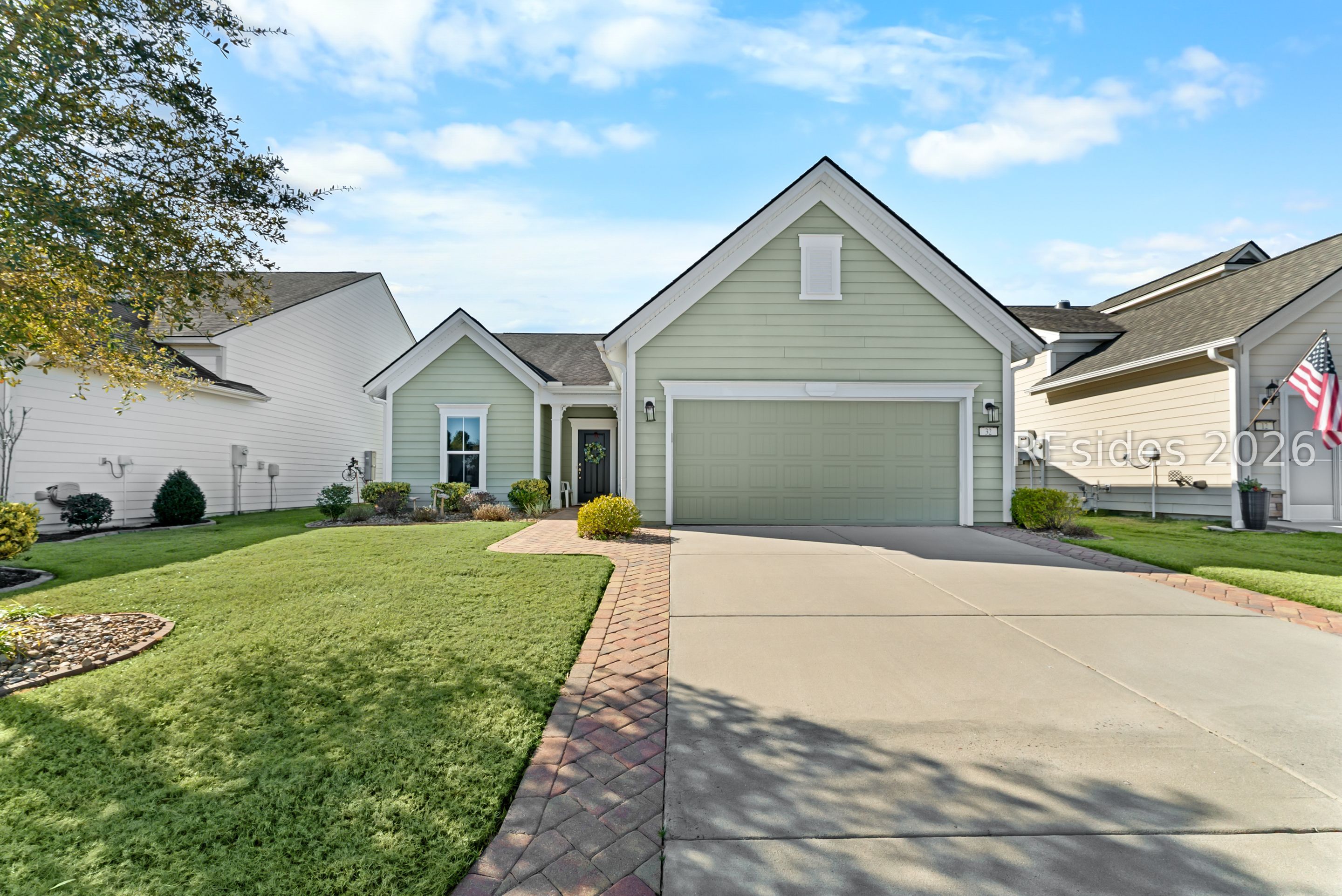 32 Valleybrooke Court