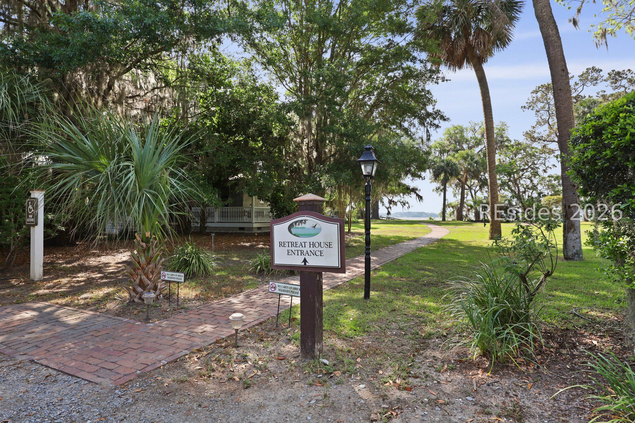 66 Pinkney Boulevard