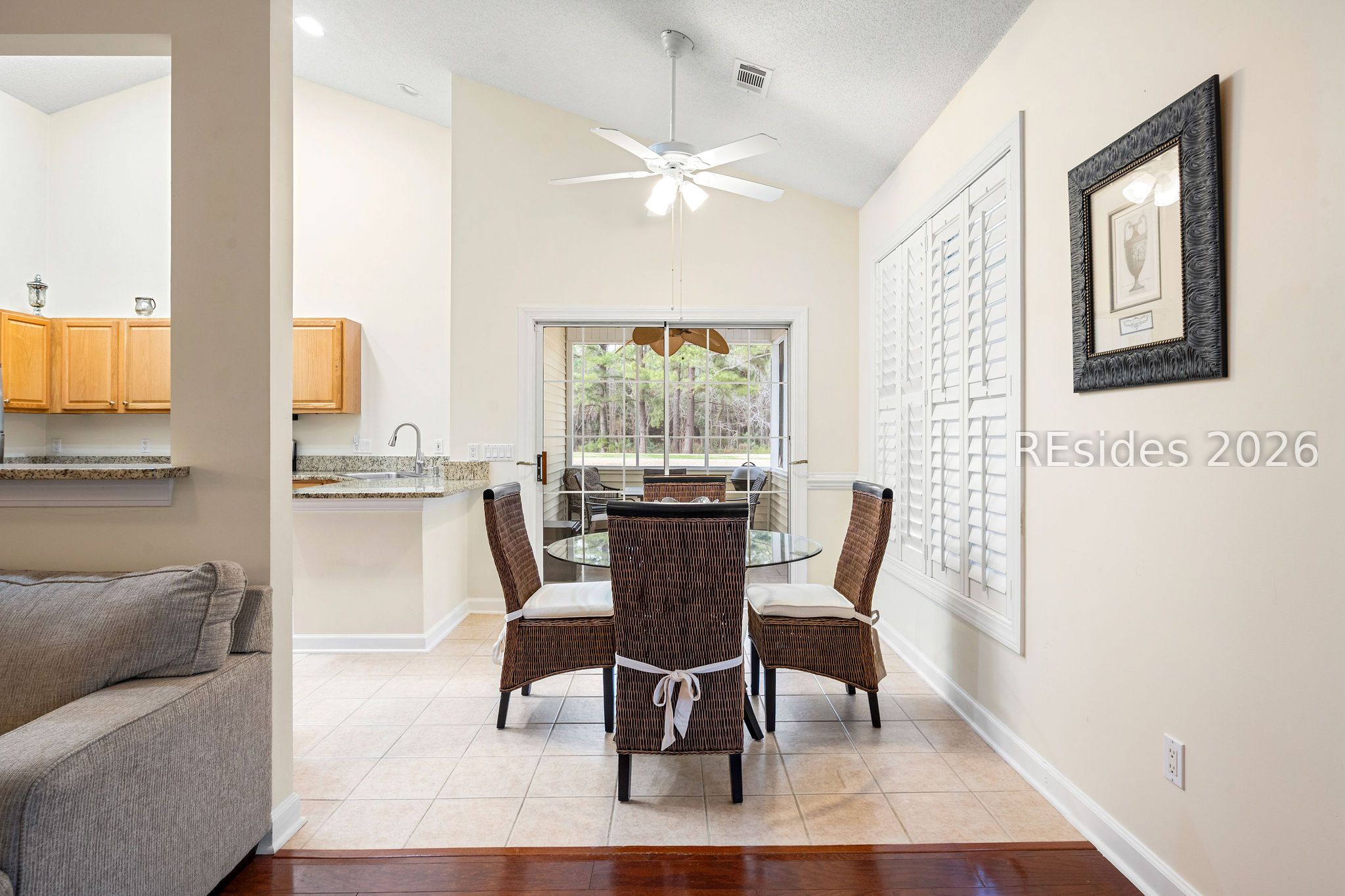 10 Abingdon Lane