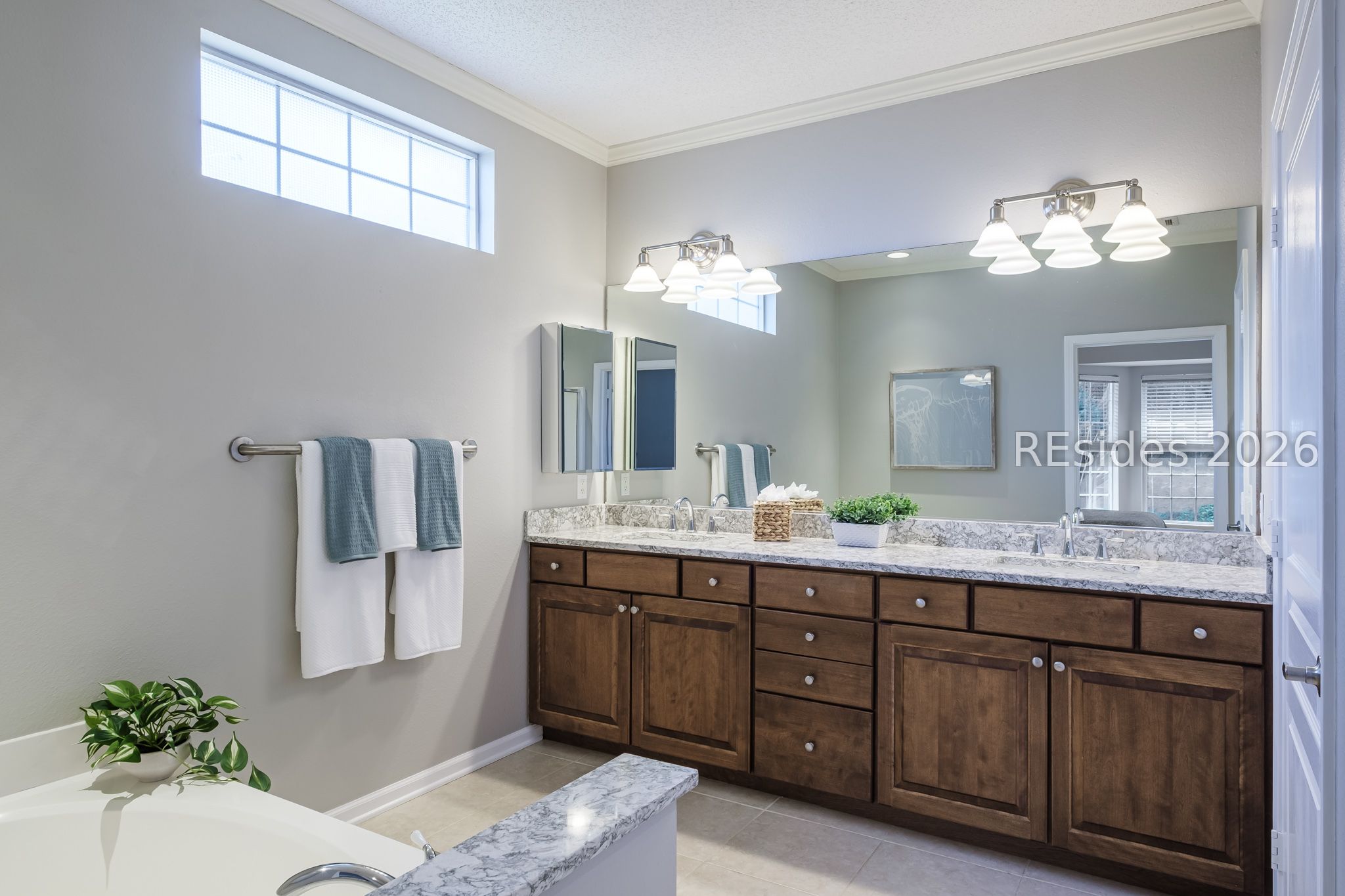 20 Concession Oak Drive