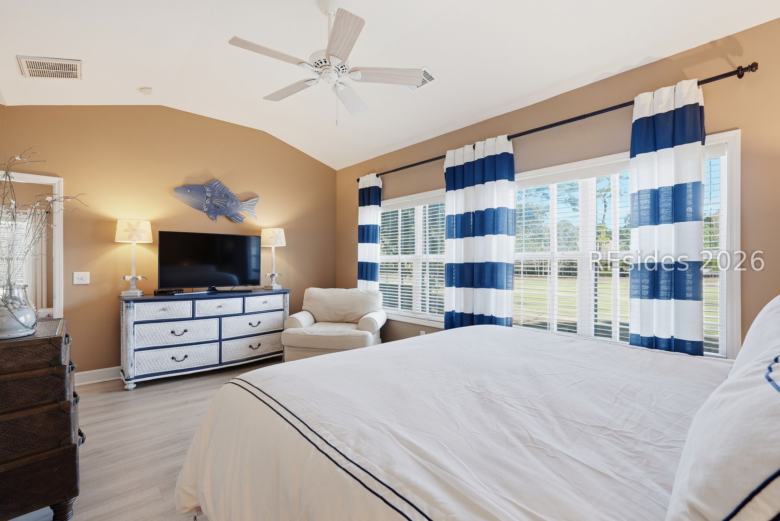 30 Wimbledon Court Unit: 4B