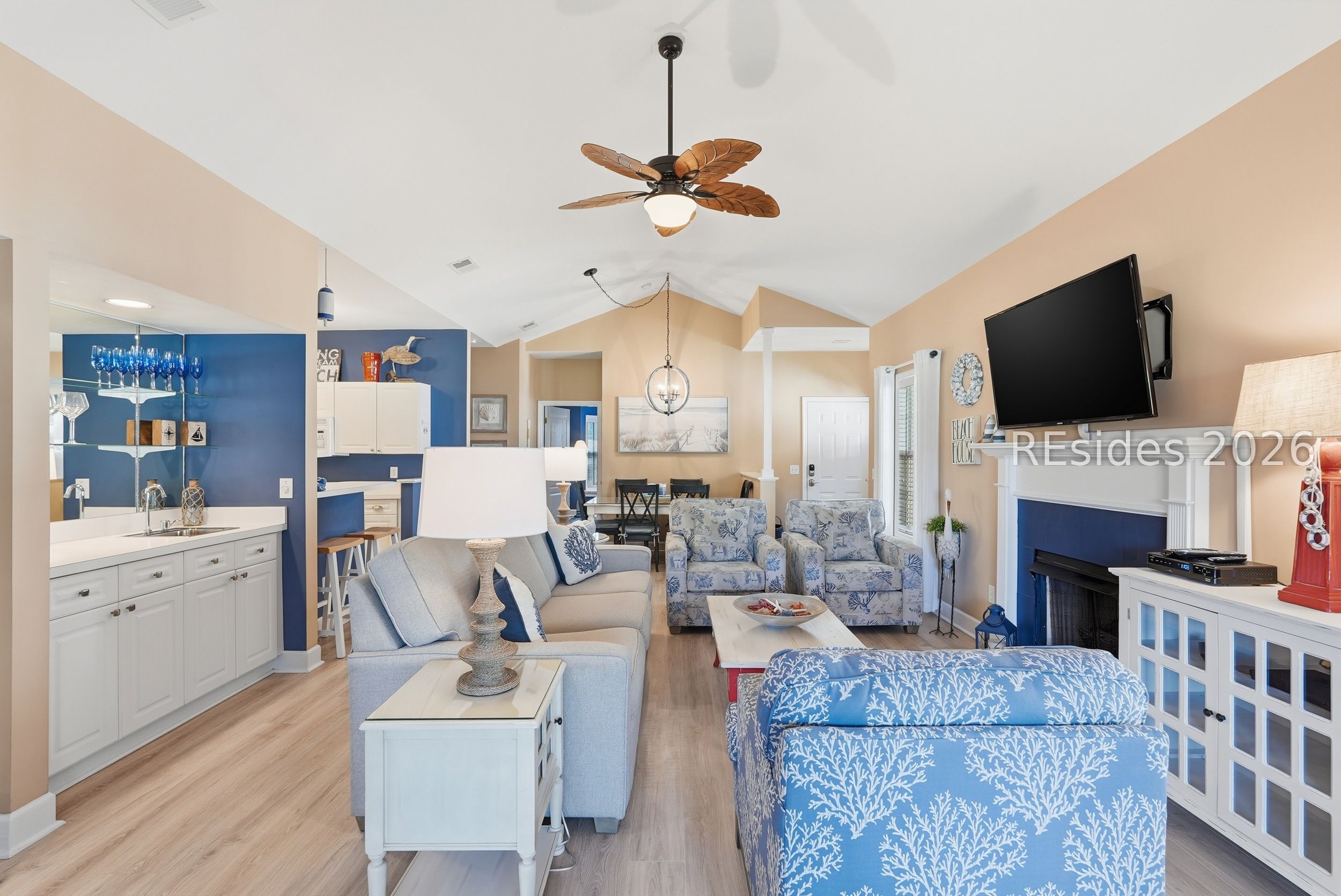 30 Wimbledon Court Unit: 4B