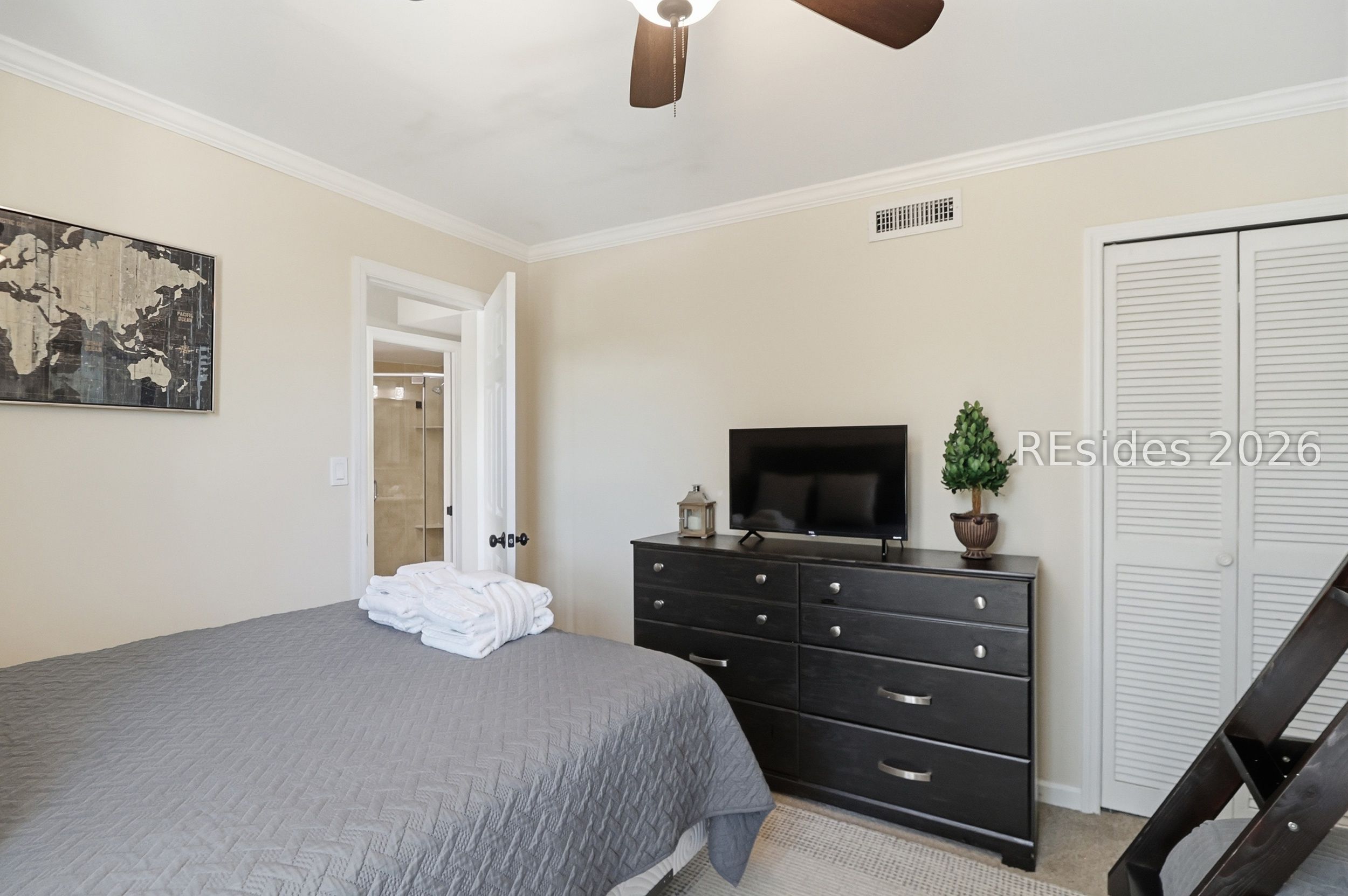 42 S Forest Beach Drive Unit: 3037