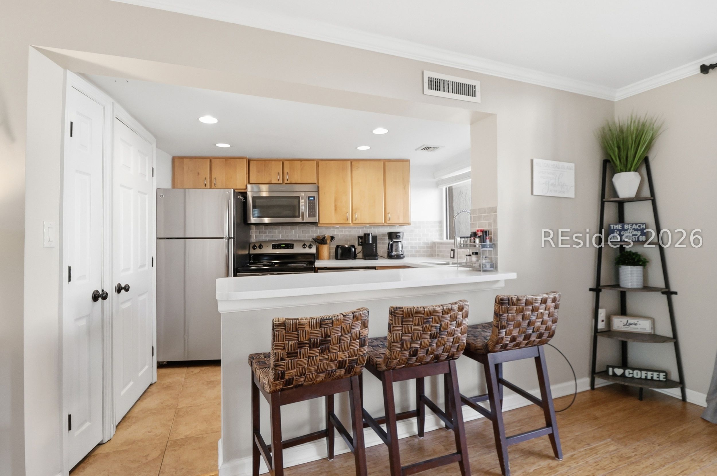 42 S Forest Beach Drive Unit: 3037