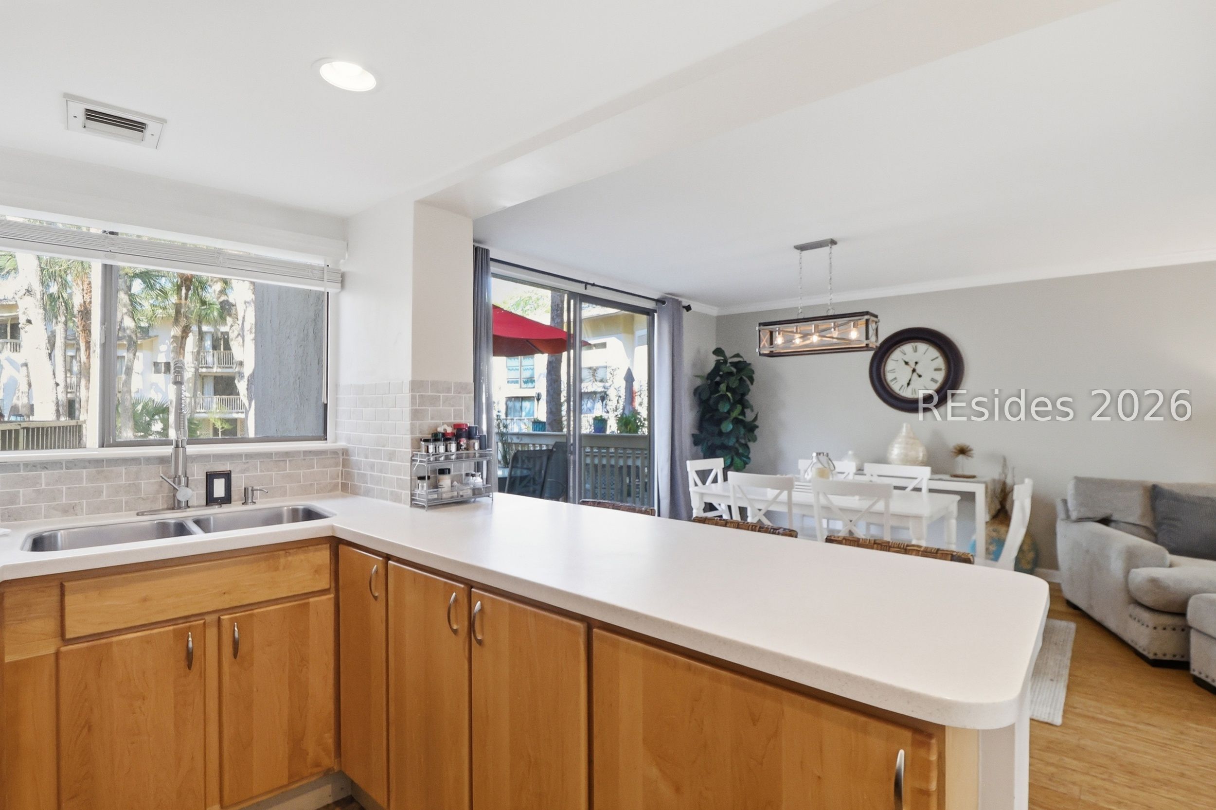 42 S Forest Beach Drive Unit: 3037