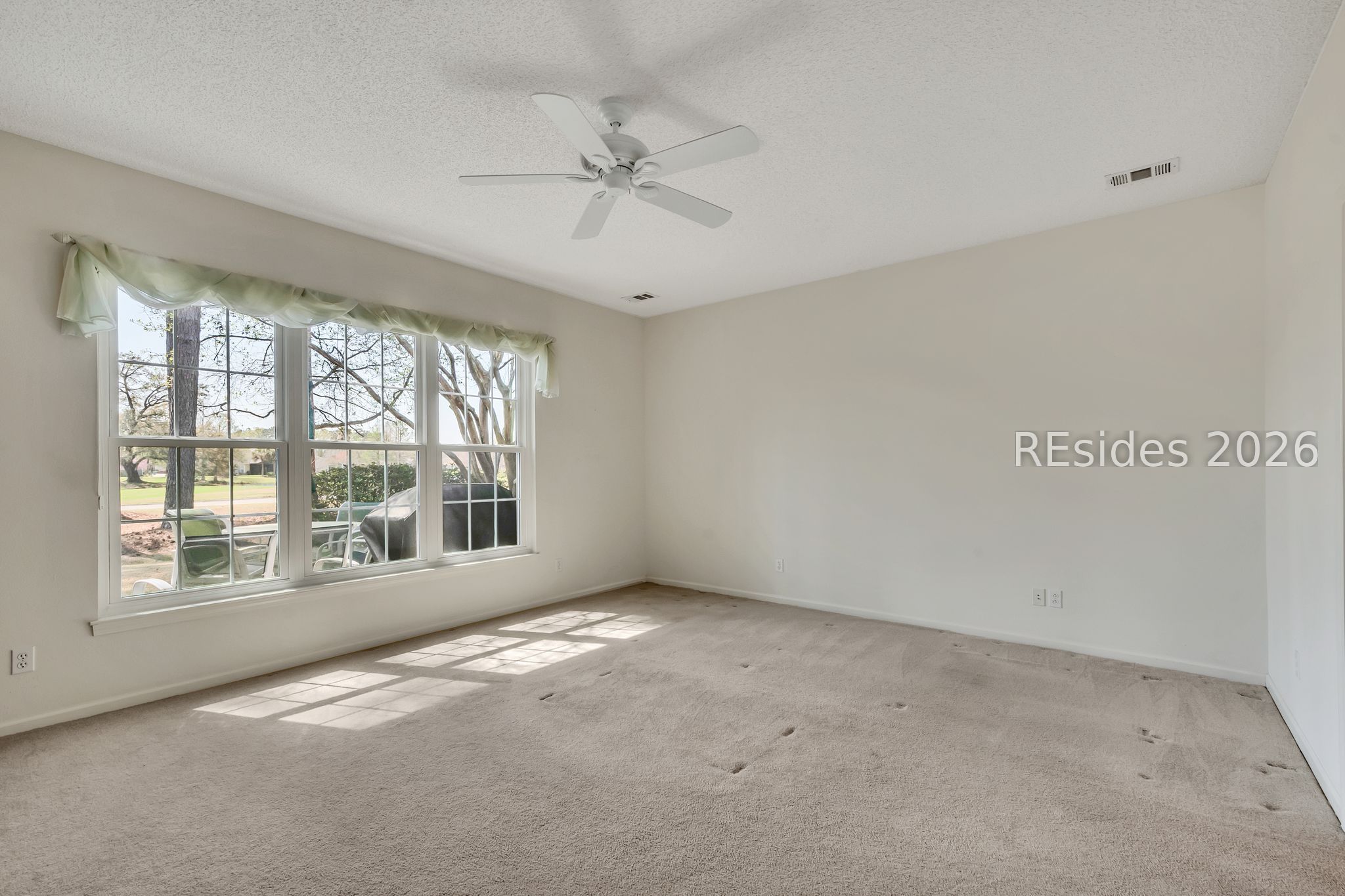 15 Tallow Drive